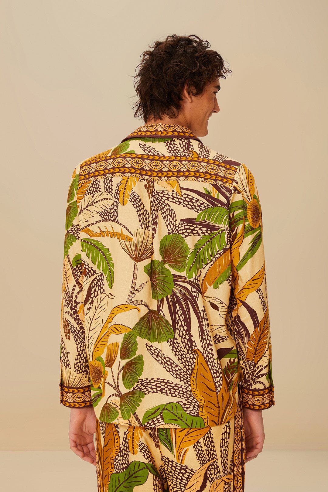 Sand Foliage Sketch LENZING™ ECOVERO™ Euroflax™ Shirt