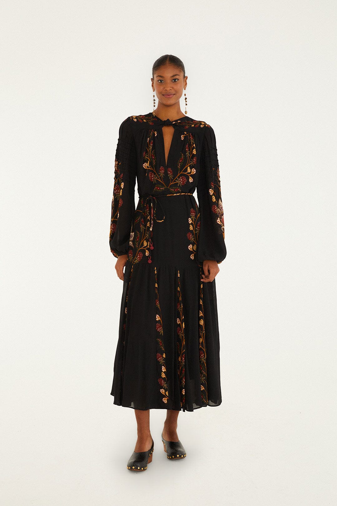 Farm Rio Long Sleeve Pleated Maxi Dress - Berry Garden Black Farm Rio Long Sleeve Pleated Maxi Dress - Berry Garden Black