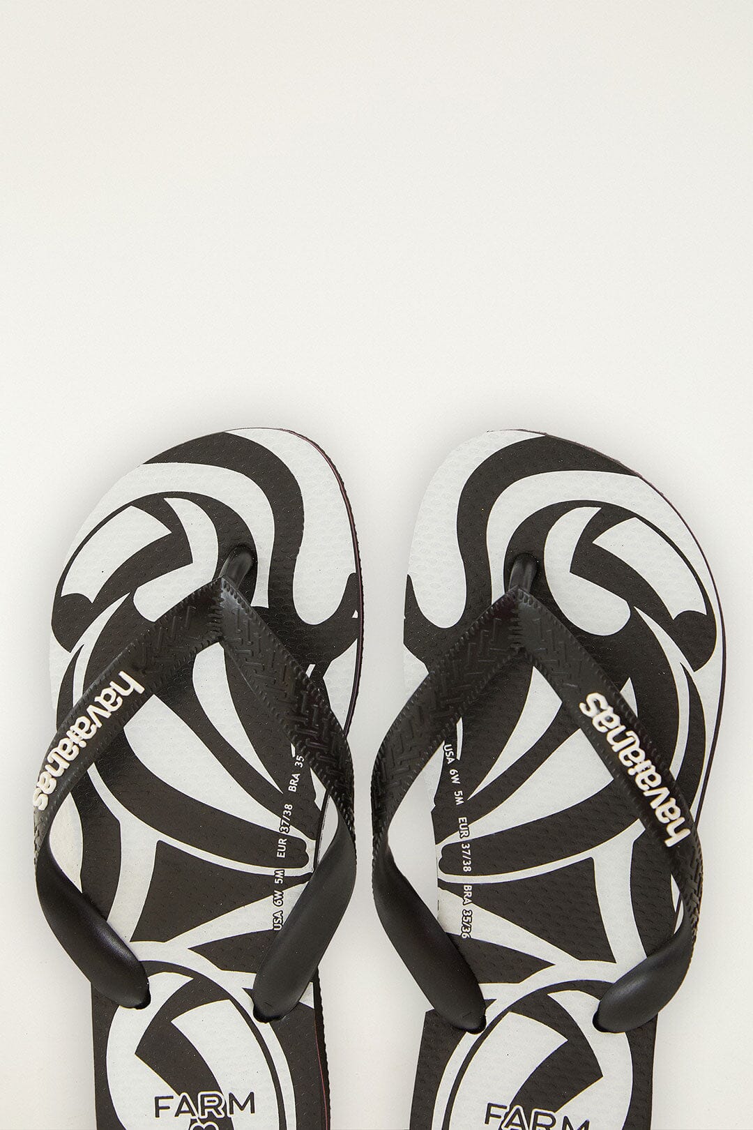 Tucanada Rainbow Havaianas