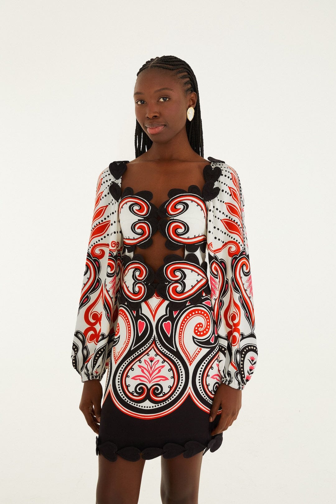 FARM Rio Off-White Graphic Ainika Cut-Out Hearts Mini Dress, Graphic Ainika WINTER White / XXS FARM Rio Off-White Graphic Ainika Cut-Out Hearts Mini Dress, Graphic Ainika WINTER White / XXS