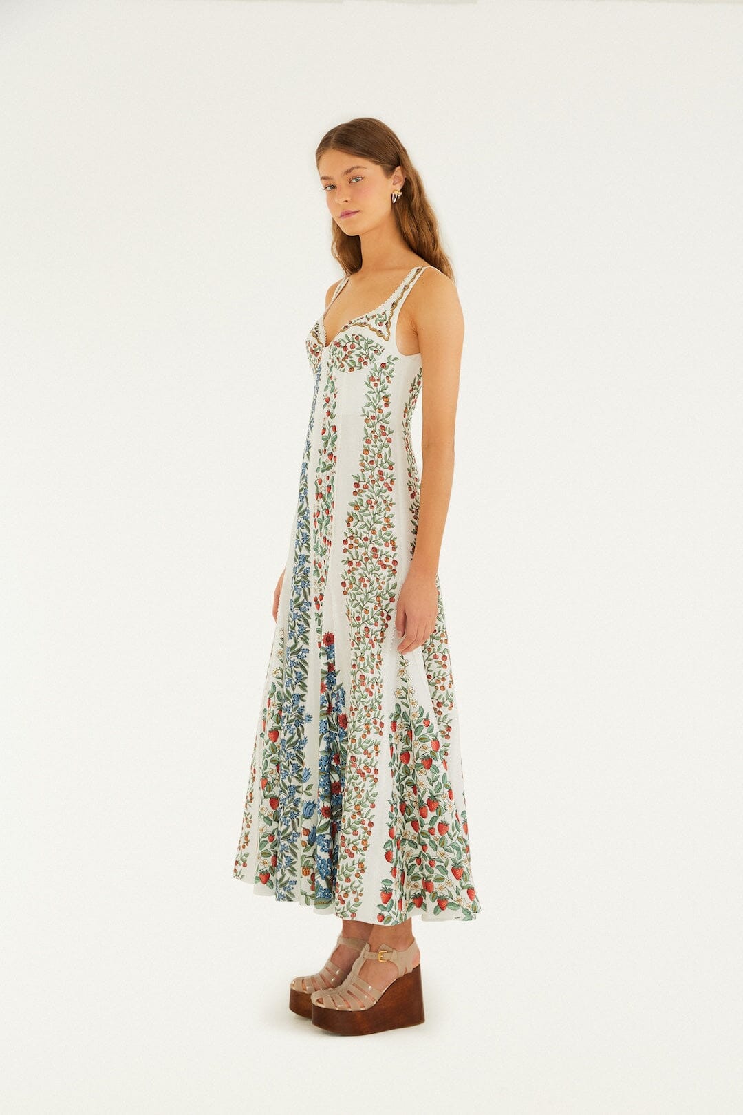 Off-White Fruit Beauty Lenzing Ecovero Euroflax Maxi Dress