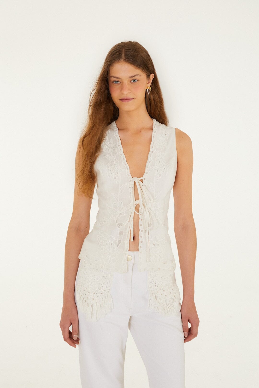 Off-White Embroidered Lenzing™ Ecovero™ Euroflax™ Blouse | FARM Rio