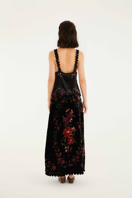 FARM Rio model wearing the Black Belle Garden Scallop Hem Midi Skirt