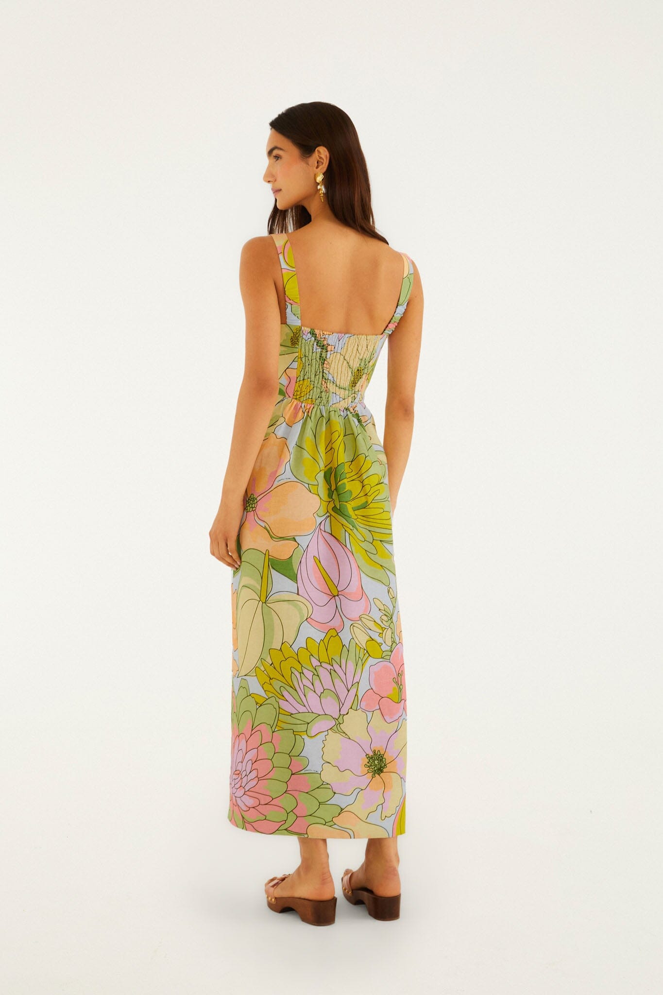 FARM Rio model wearing the Light Blue Spring Affair Euroflax Premium Linen Maxi Dress