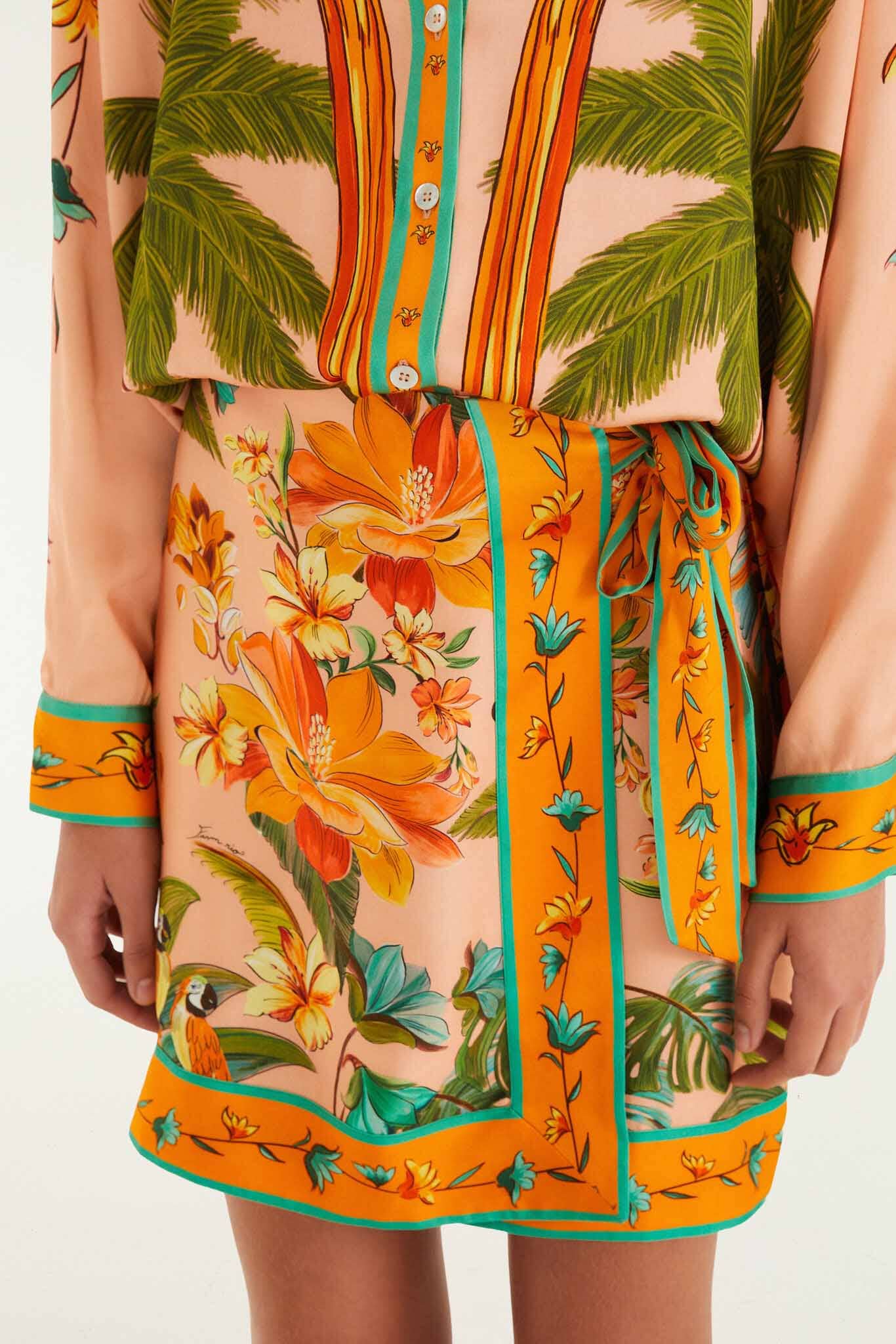 FARM Rio model wearing the Multicolor Birds Lenzing Ecovero Mini Skirt