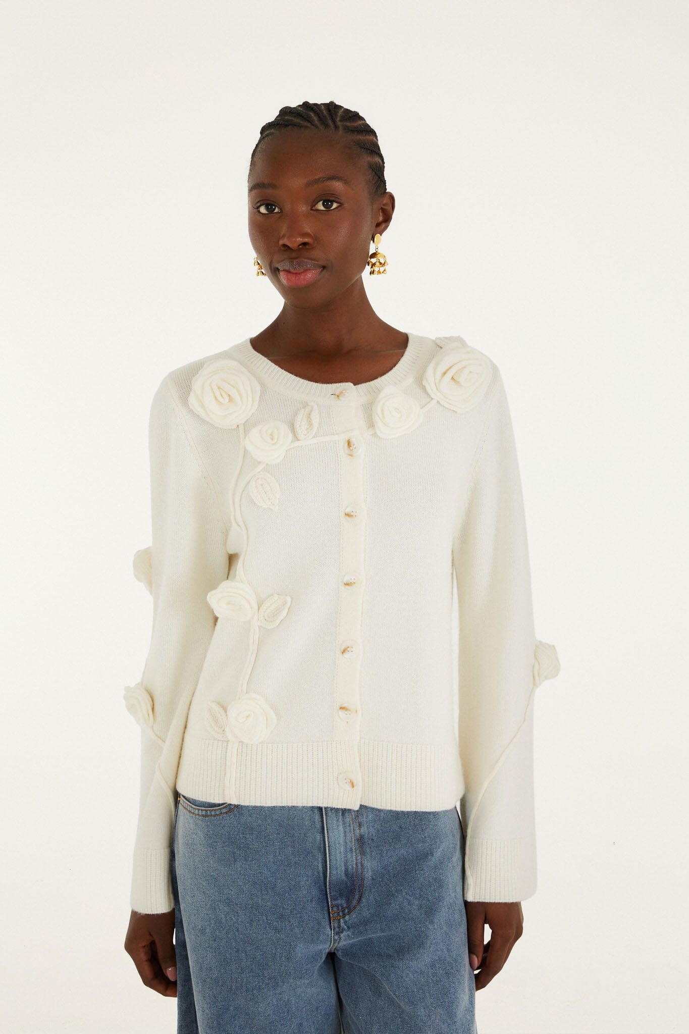 Off-White 3d Flower Buttoned Knit Cardigan | FARM Rio