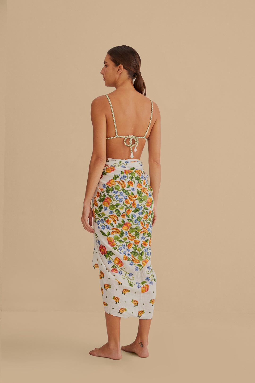 White Summer Vitamin Sarong