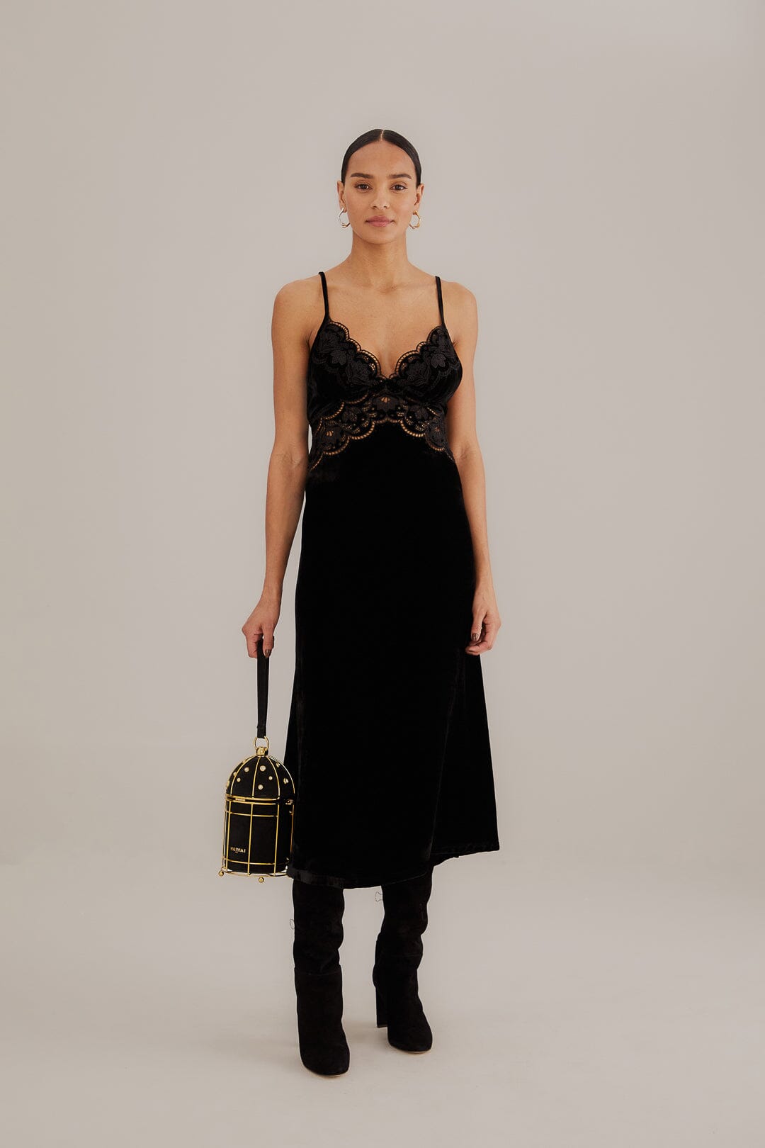 Black Richelieu Velvet Slip Dress – FARM Rio