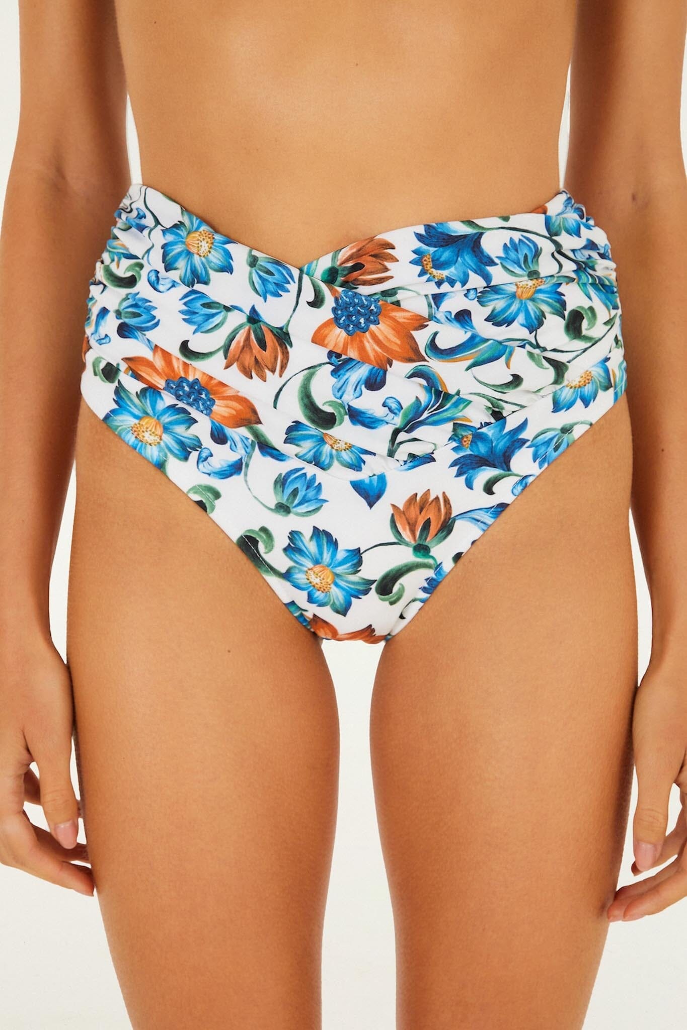 Off-White Flora Tile Hot Pants Bikini Bottom | FARM Rio