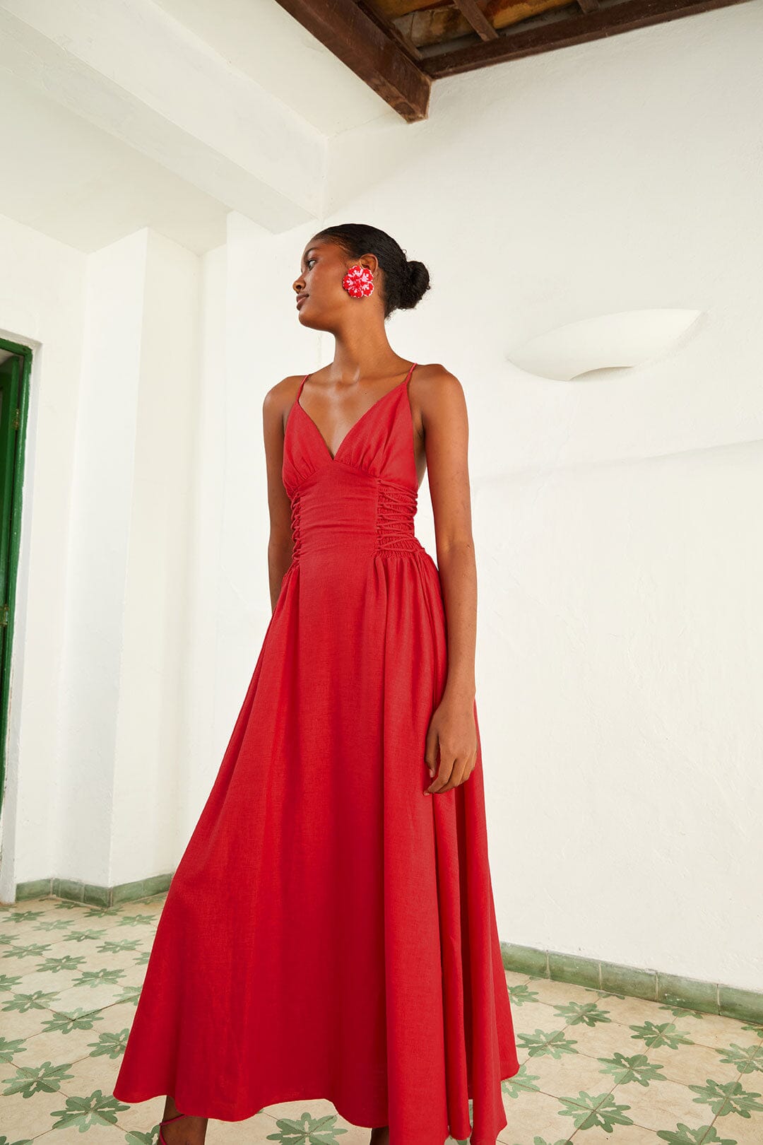 Red Sleeveless Midi Dress