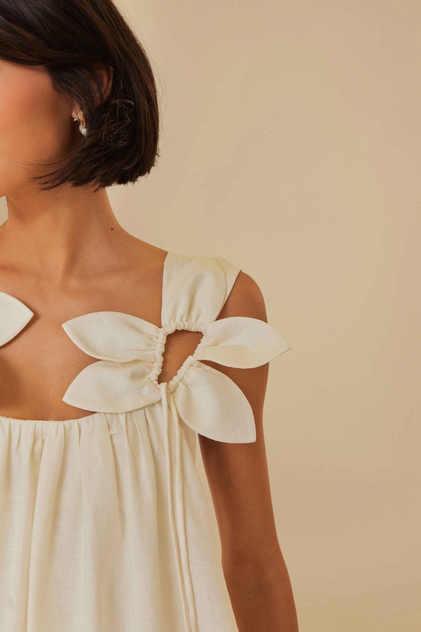 White Floral Details Lenzing™ Ecovero™ Euroflax™ Maxi Dress