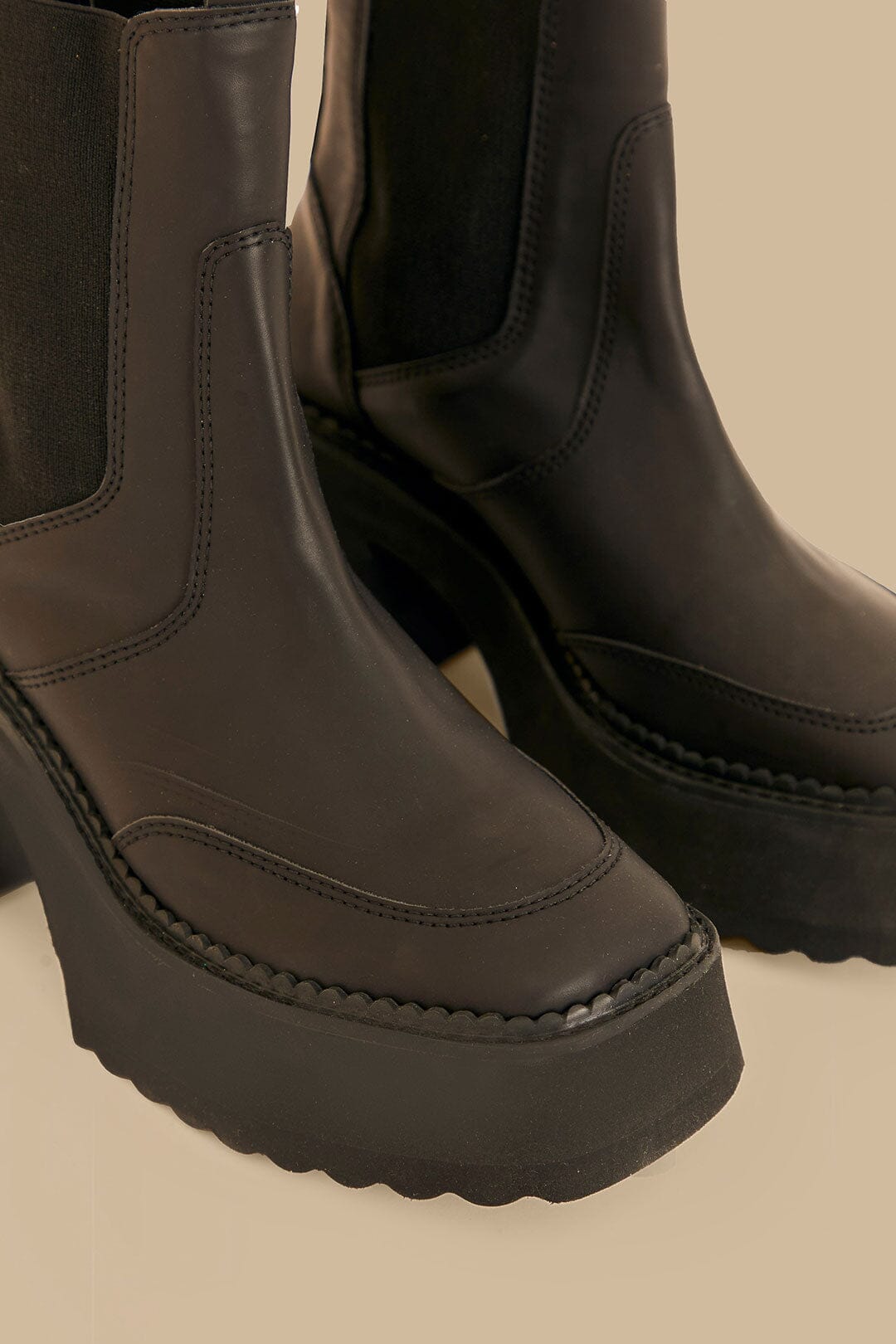 Black Block Heel Chelsea Boot