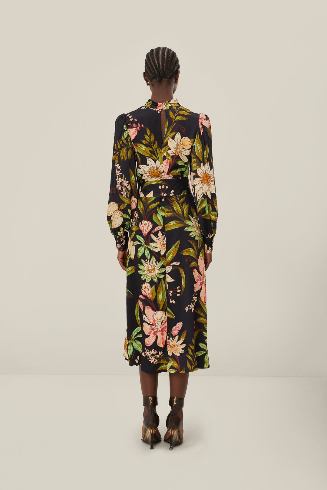 Farm Rio Black Surreal Flowers Midi Dress - Surreal Flowers Black Farm Rio Black Surreal Flowers Midi Dress - Surreal Flowers Black