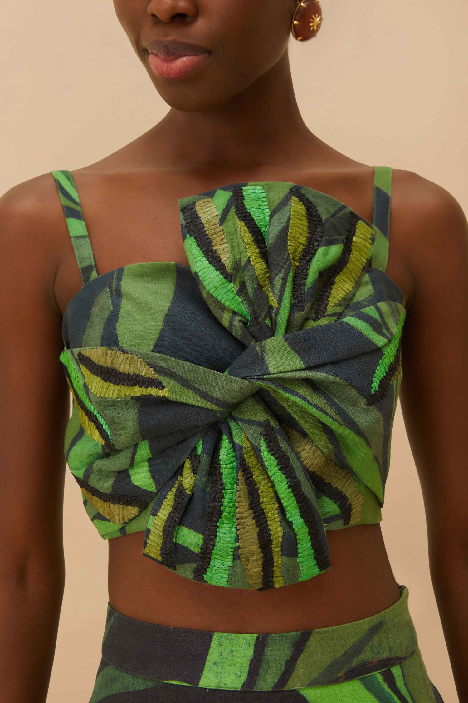 Black Coconut Tree Flow Crop Top