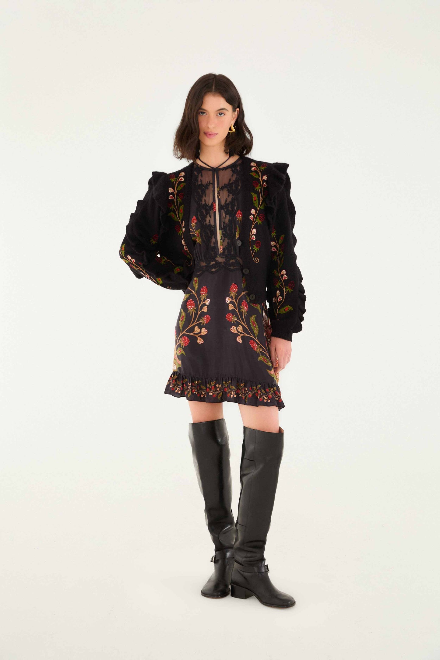 Black Berry Embroidery Knit Cardigan