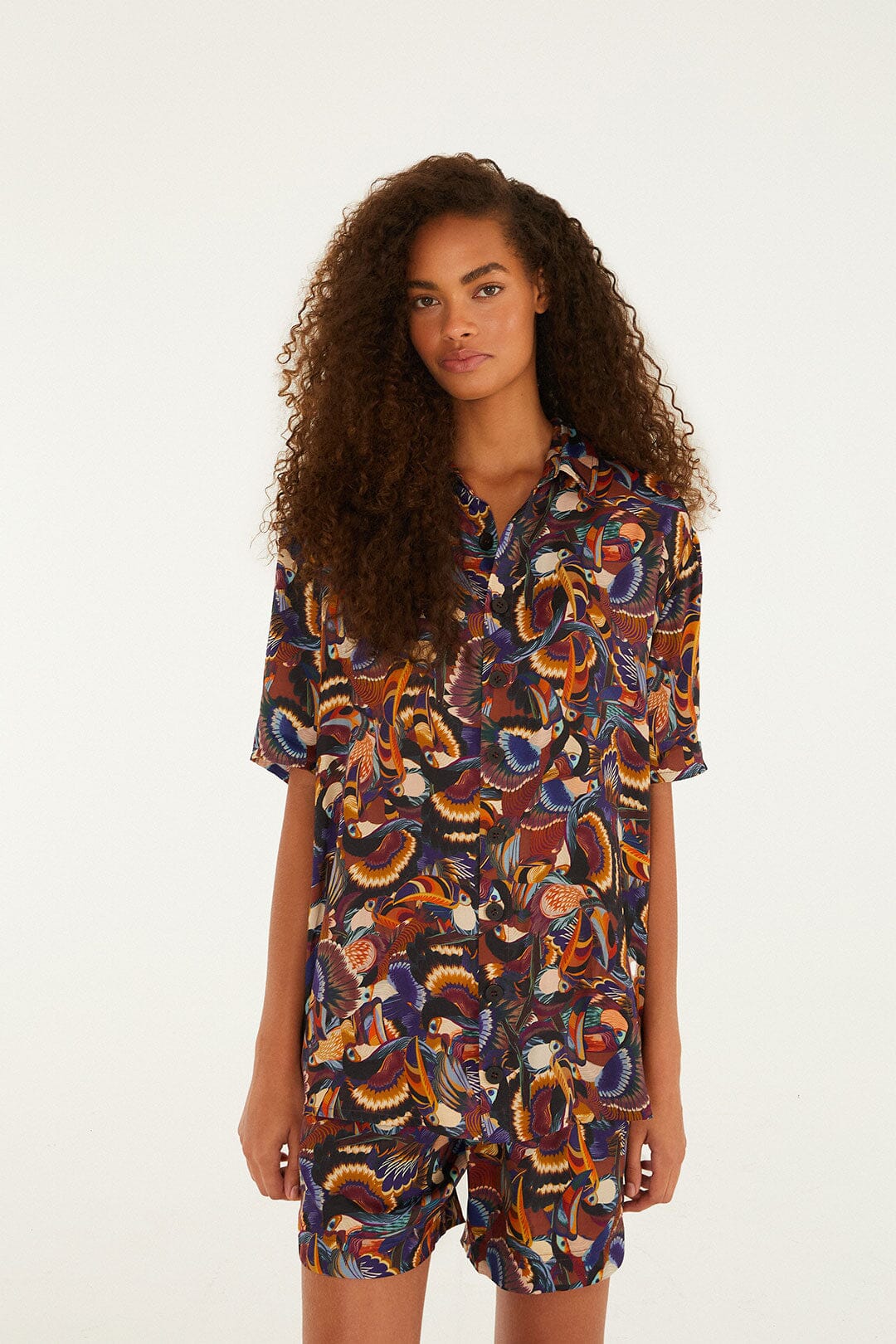 Multicolor Flying Toucans Lenzing™ Ecovero™ Shirt | FARM Rio