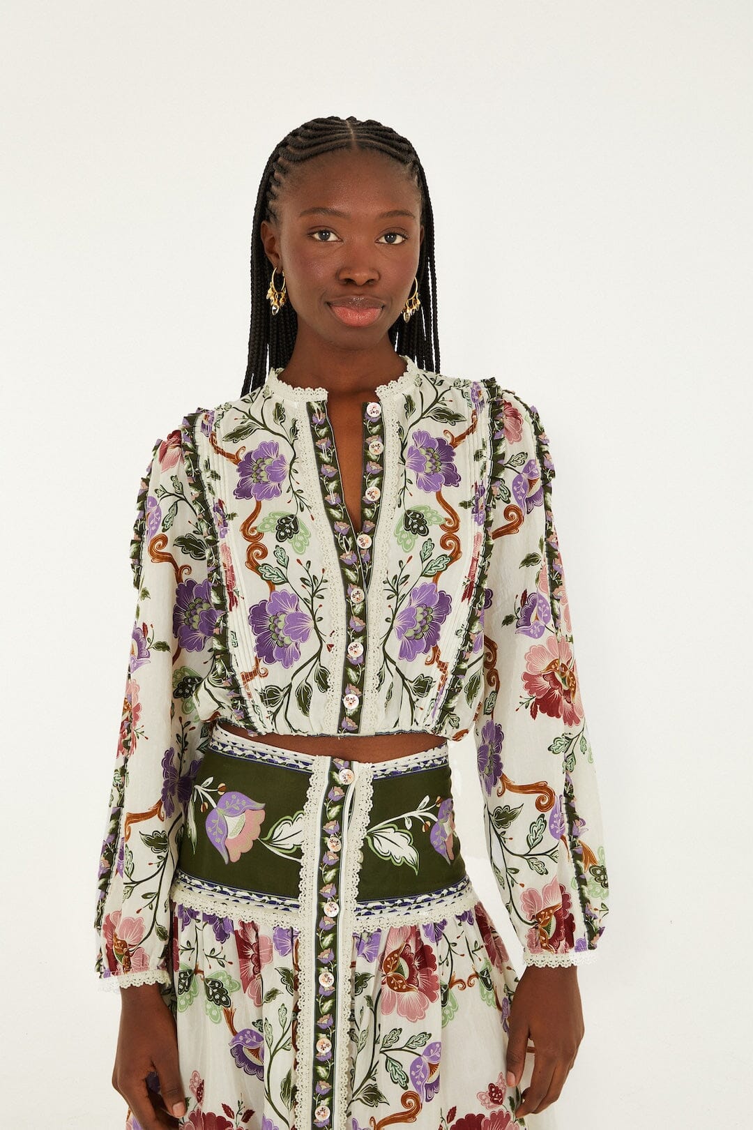 Cream Rococo Flowers Lace Long Sleeve Blouse