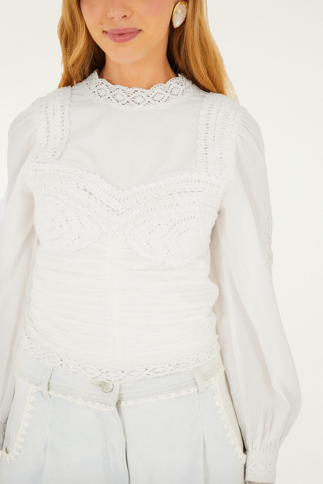 Off-White Crew Neck Long Sleeve Crochet Blouse | FARM Rio
