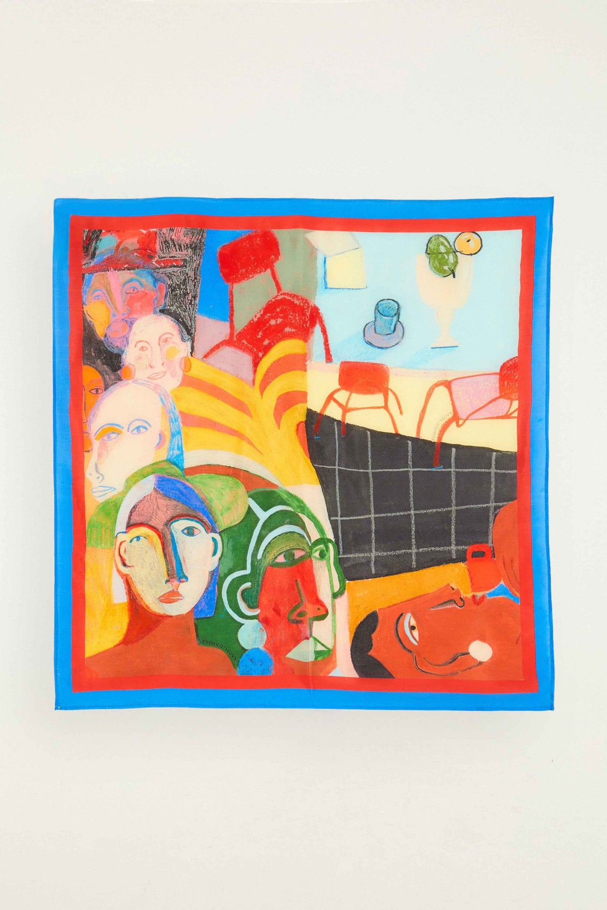 A Popular Cafe Scarf