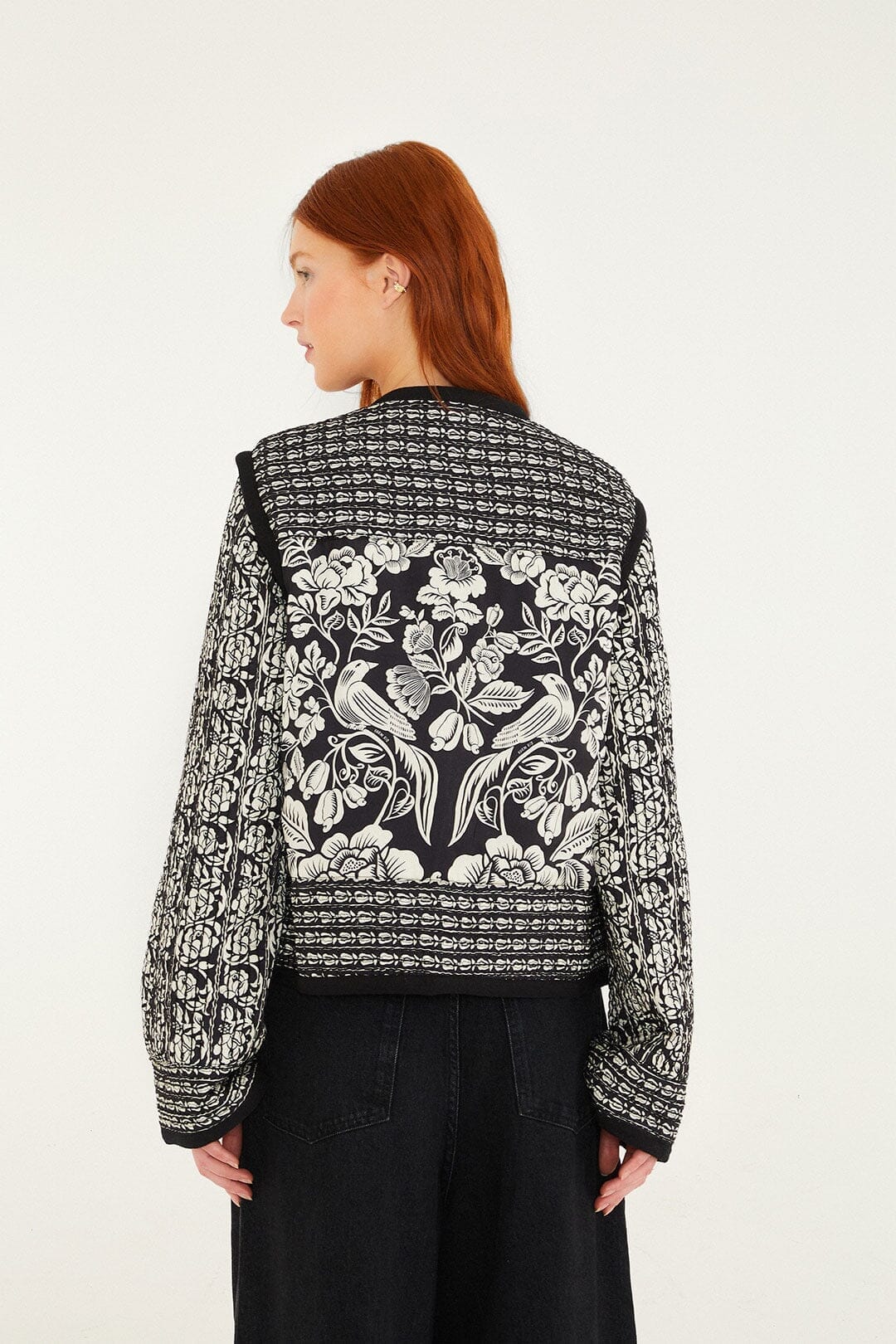 Black Cashews And Birds Seam Padded Jacket | FARM Rio