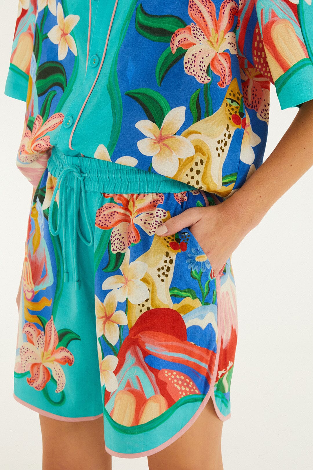 Multicolor Garden Of Life Scarf Lenzing™ Ecovero™ Euroflax™ Shorts