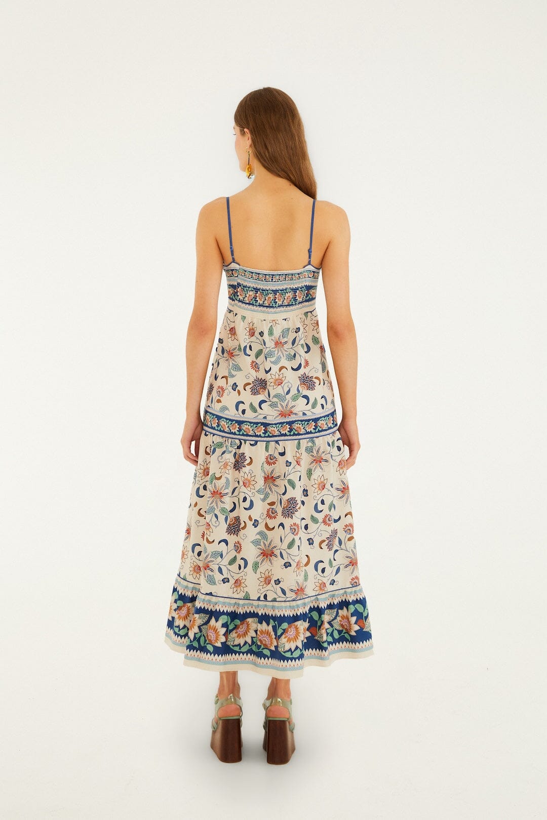 farm rio pink triangle wrap dress Sold)Farm Rio. Wrap dress with a toucan tree print. Featuring a V-neckline and delicate tie straps, it features short sleeves and a flowing cut for a light ride. Unique details ensure freshness