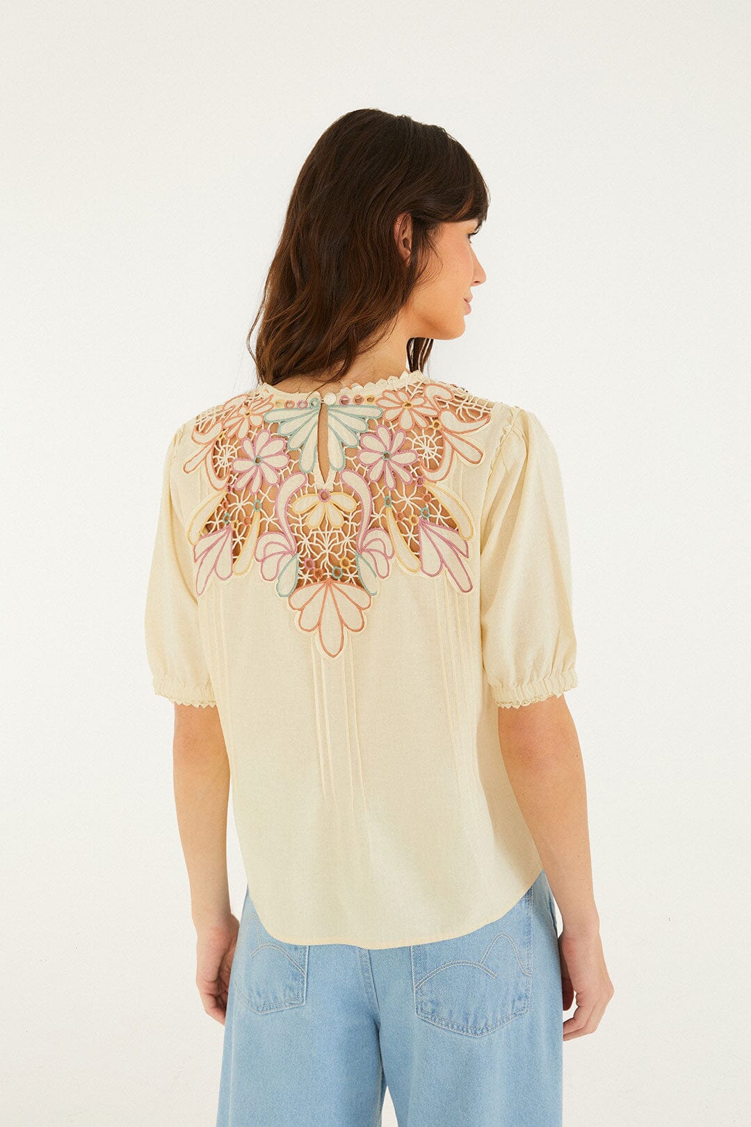Beige Flower Embroidery Short Sleeve Blouse | FARM Rio