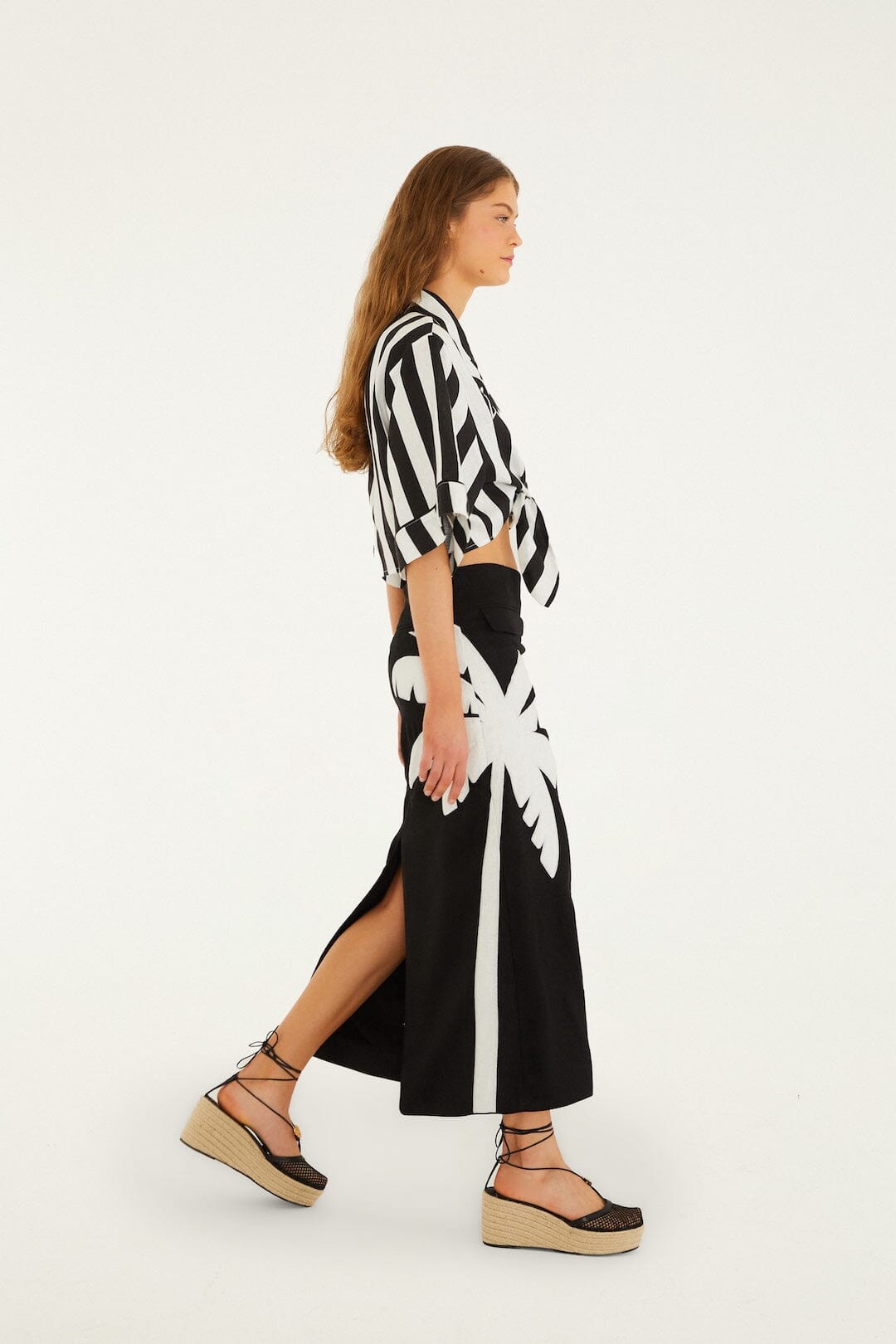 Black Spring Stripes Euroflax Premium Linen Short Sleeve Crop Top