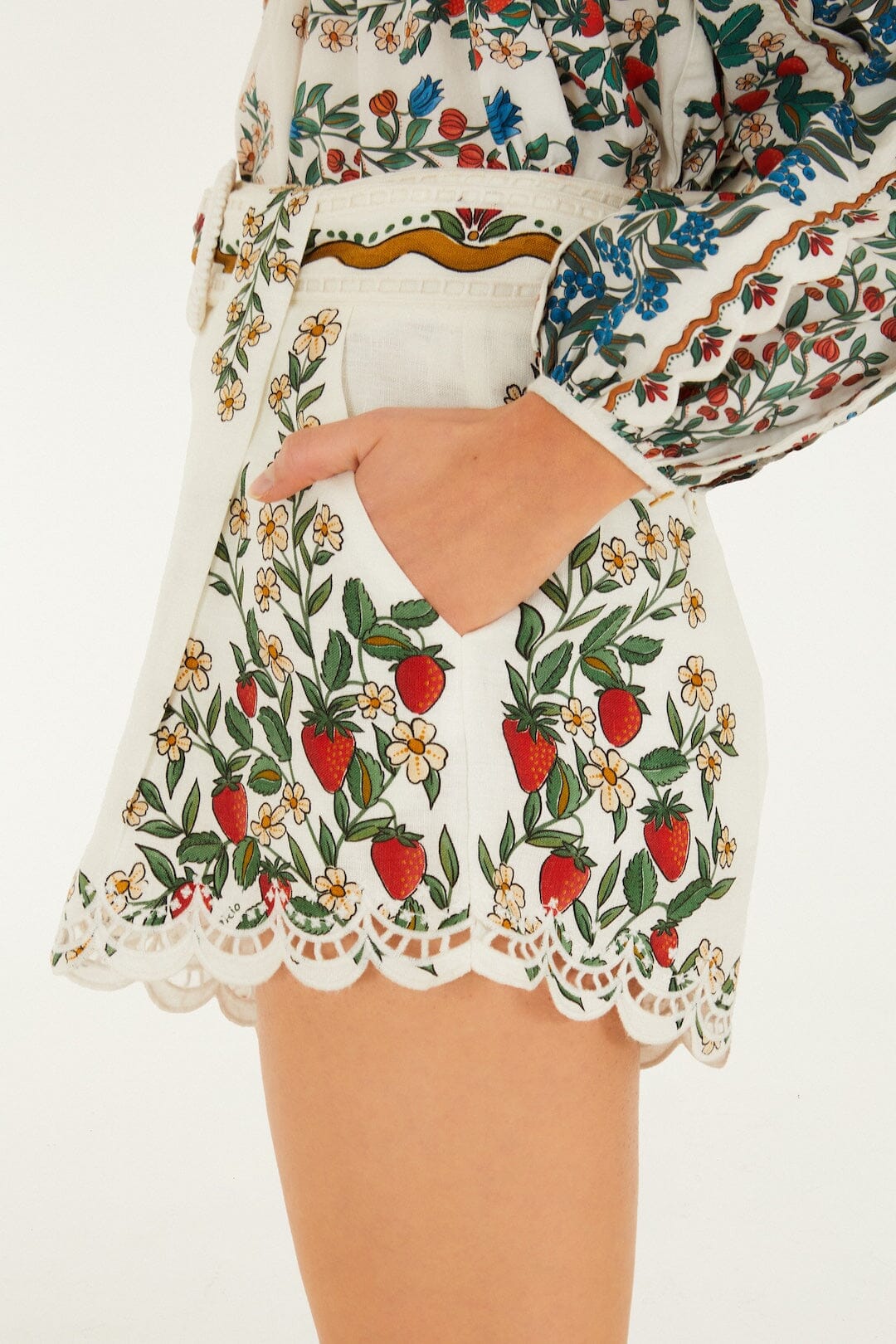 Off-White Fruit Beauty Euroflax™ Premium Linen Richelieu Running Shorts