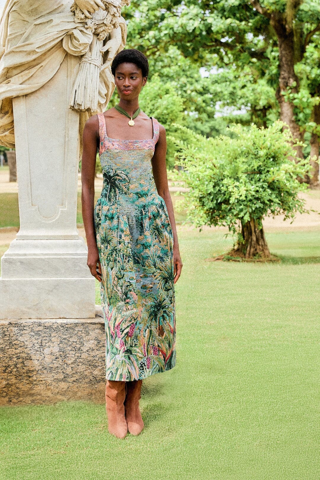 Petricor Jacquard Sleveless Maxi Dress
