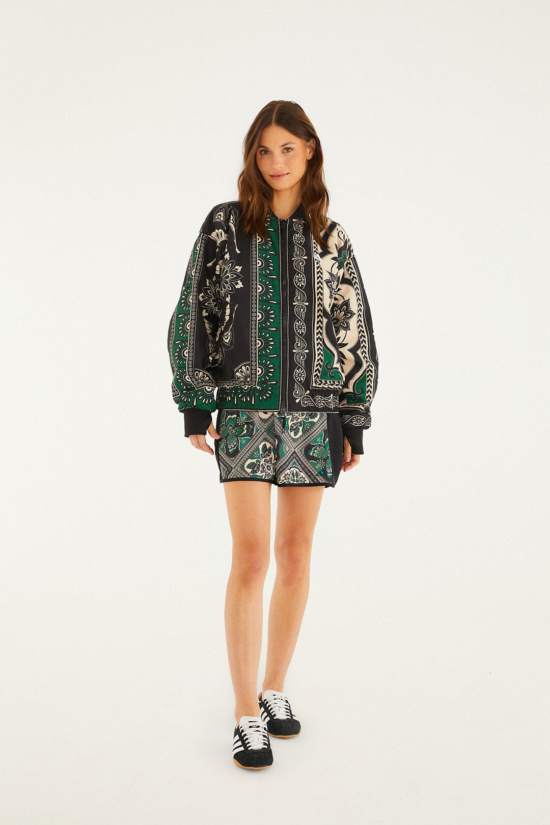 レイヤードスタッズプルオーバーフーディ　S　カーキ Borboho Scarves Black Adidas Jacket | FARM Rio