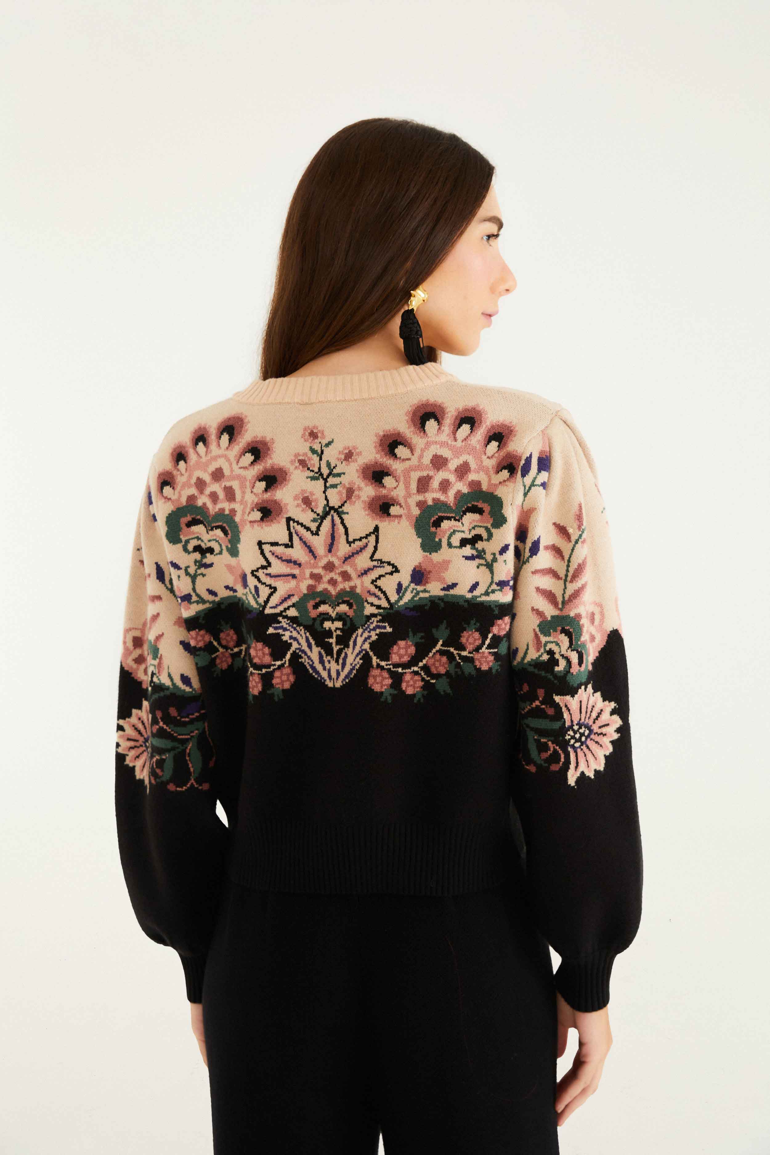 BELLE  ニット FLOWER MOLE YARN KNIT Ravelry: Garden Flowers Jumper pattern by Marina Ayueva