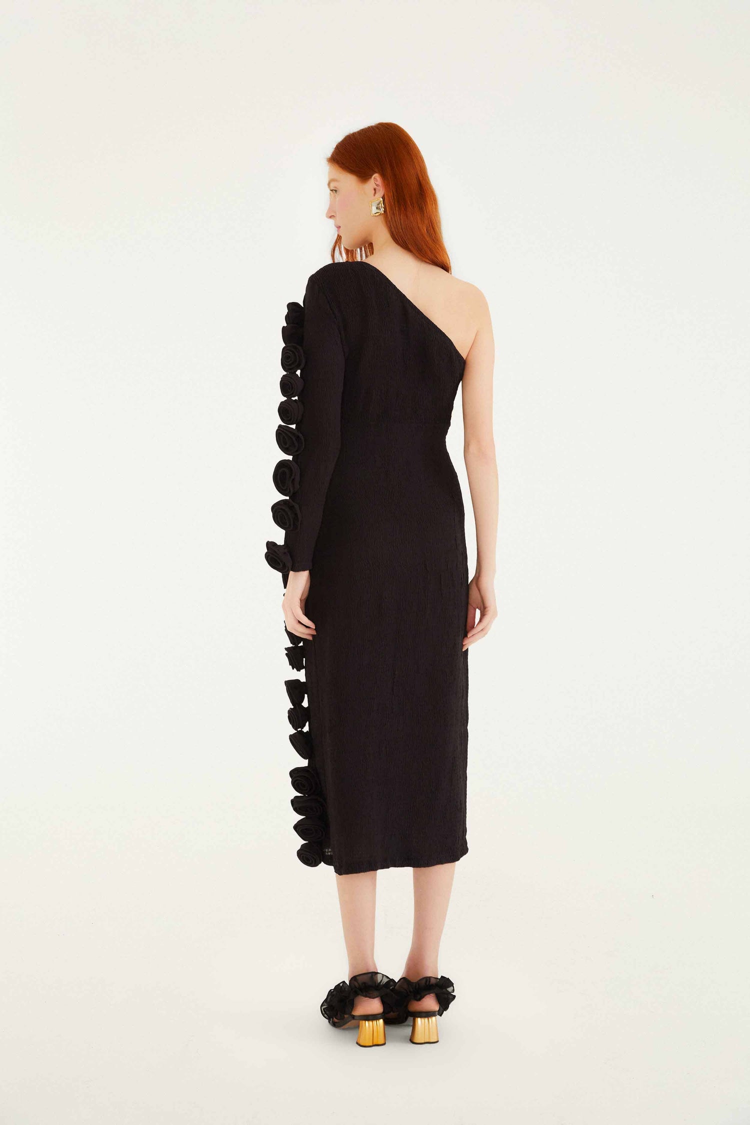 Black 3d Rose One-Shoulder Midi Dress | FARM Rio Black 3d Rose One-Shoulder Midi Dress | FARM Rio