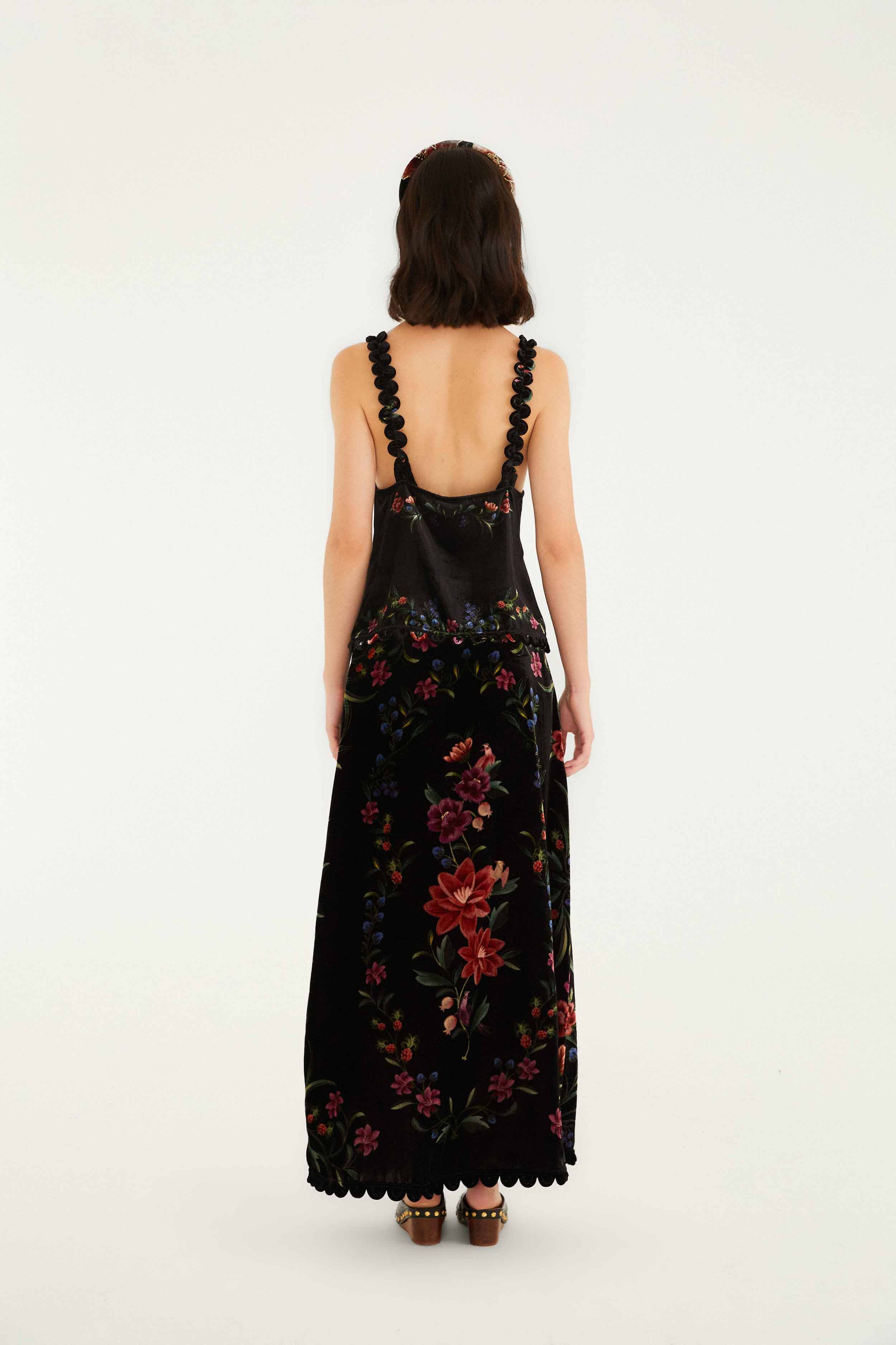 Black Belle Garden Scallop Hem Midi Skirt | FARM Rio