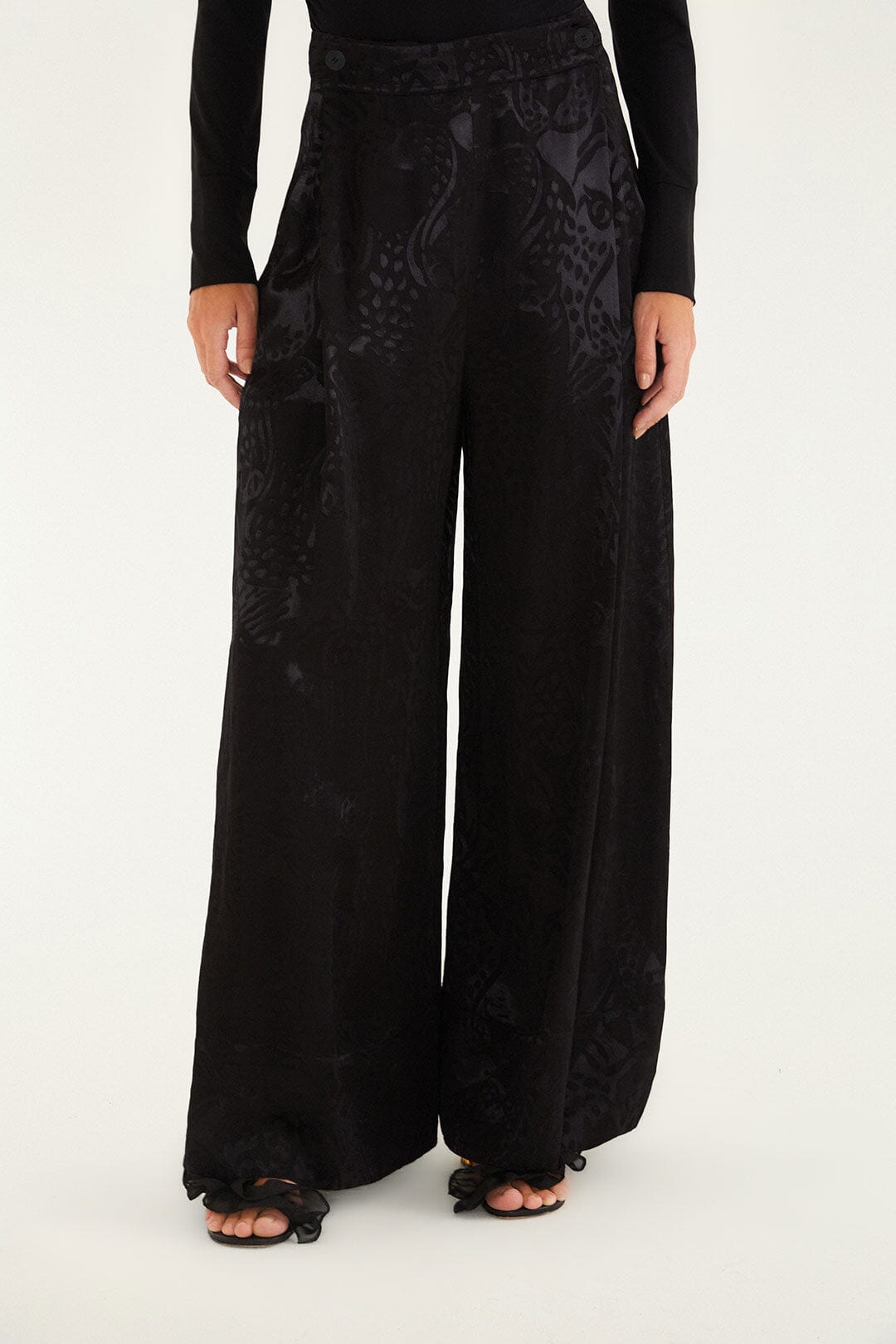Black Leopard Wide-Leg Jacquard Pants | FARM Rio