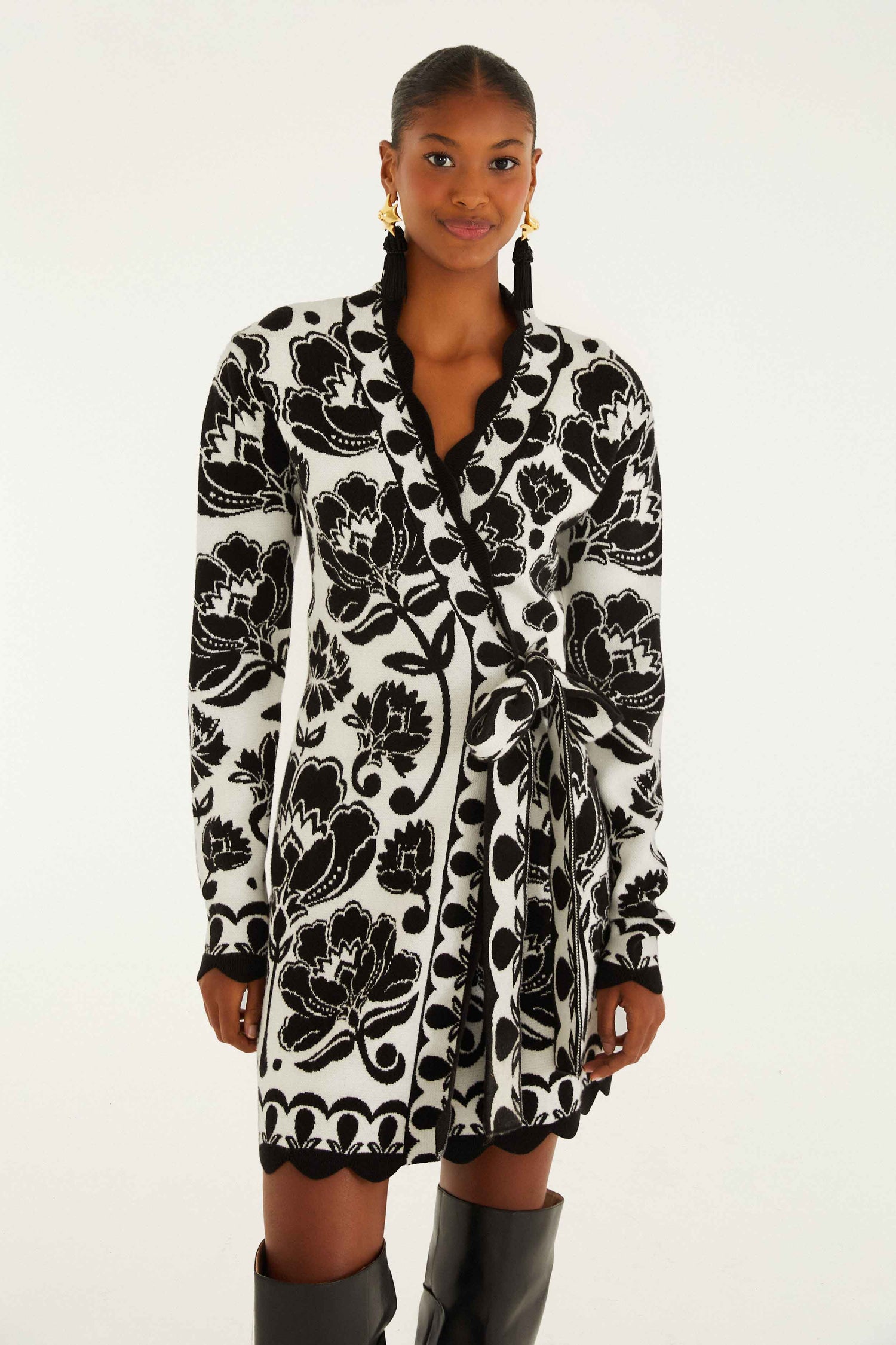 Black & White Floral Arabesque Knit Wrap Dress Black & White Floral Arabesque Knit Wrap Dress