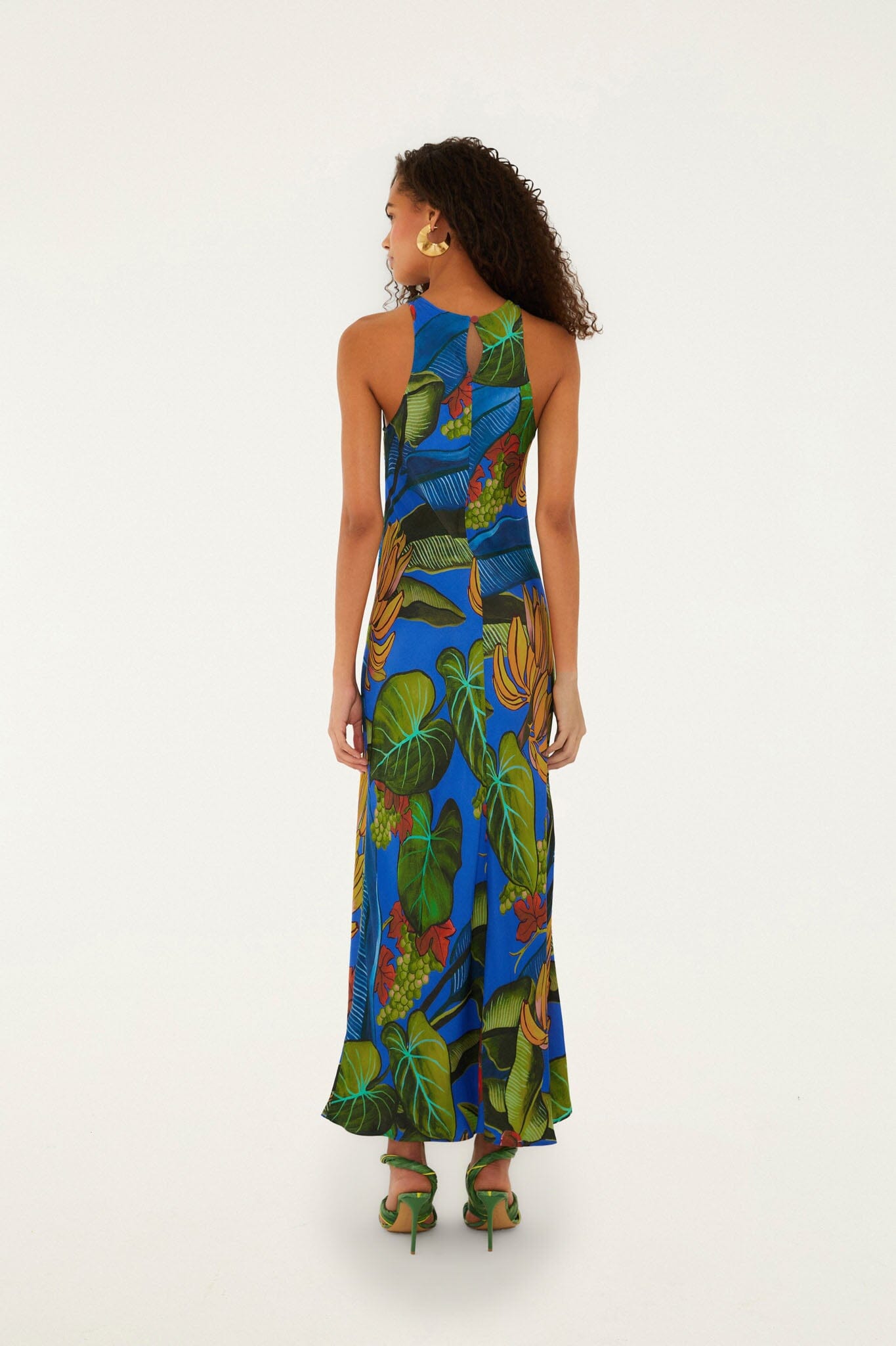 FARM Rio model wearing the Blue Banana Grapes Sleeveless Lenzing Ecovero Maxi Dress