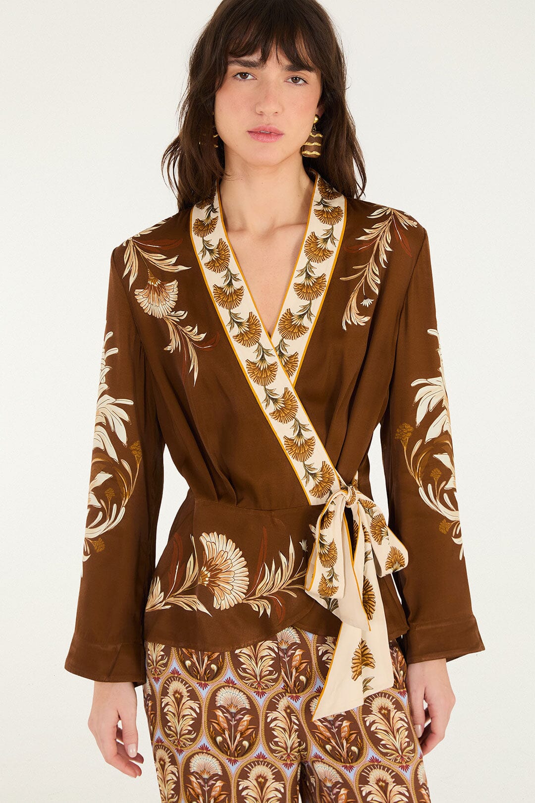 FARM Rio model wearing the Camafeu Long Sleeve Blouse