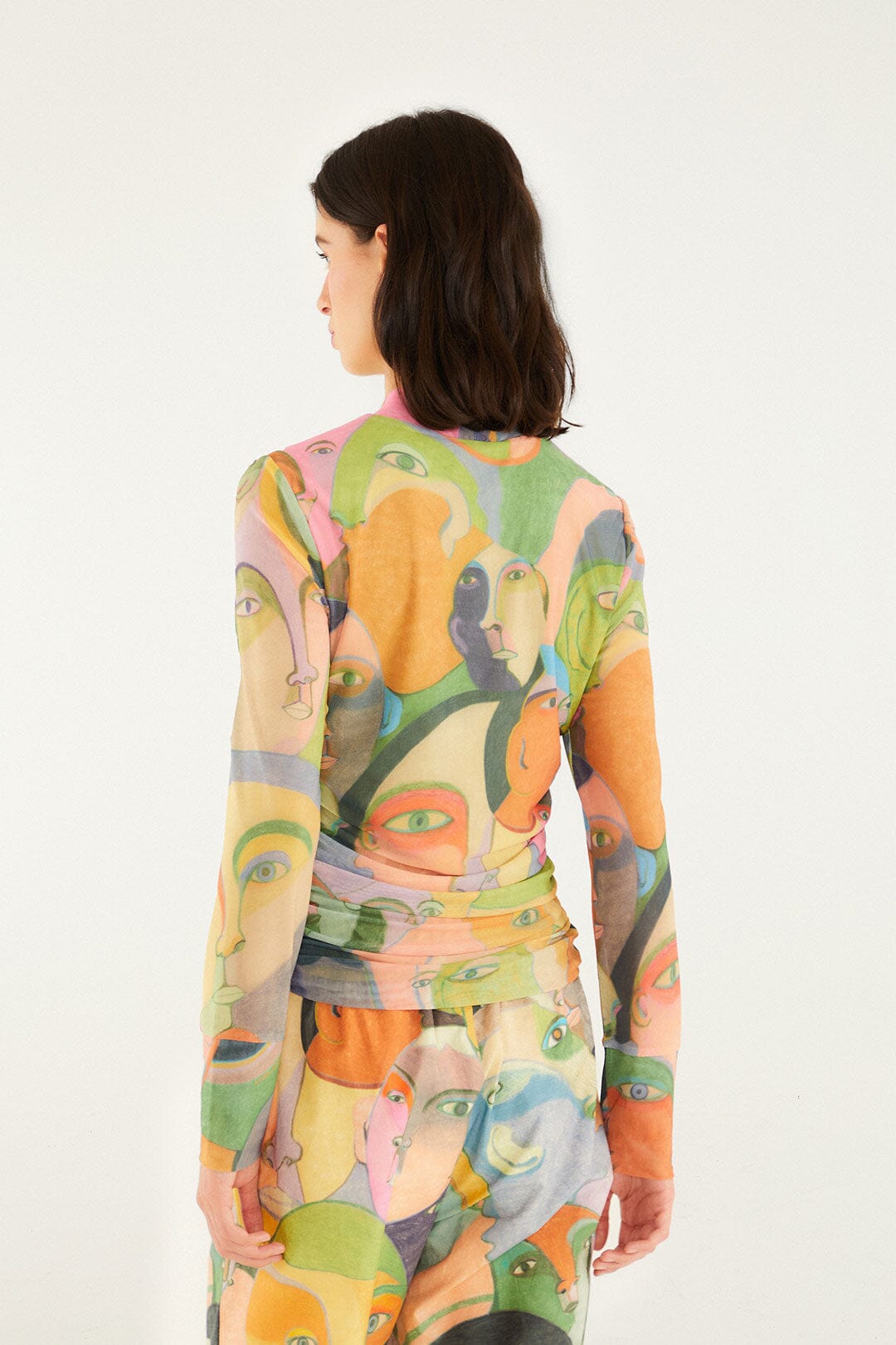 FARM Rio model wearing the Crowded Series Drawing Long Sleeve Tulle Blouse