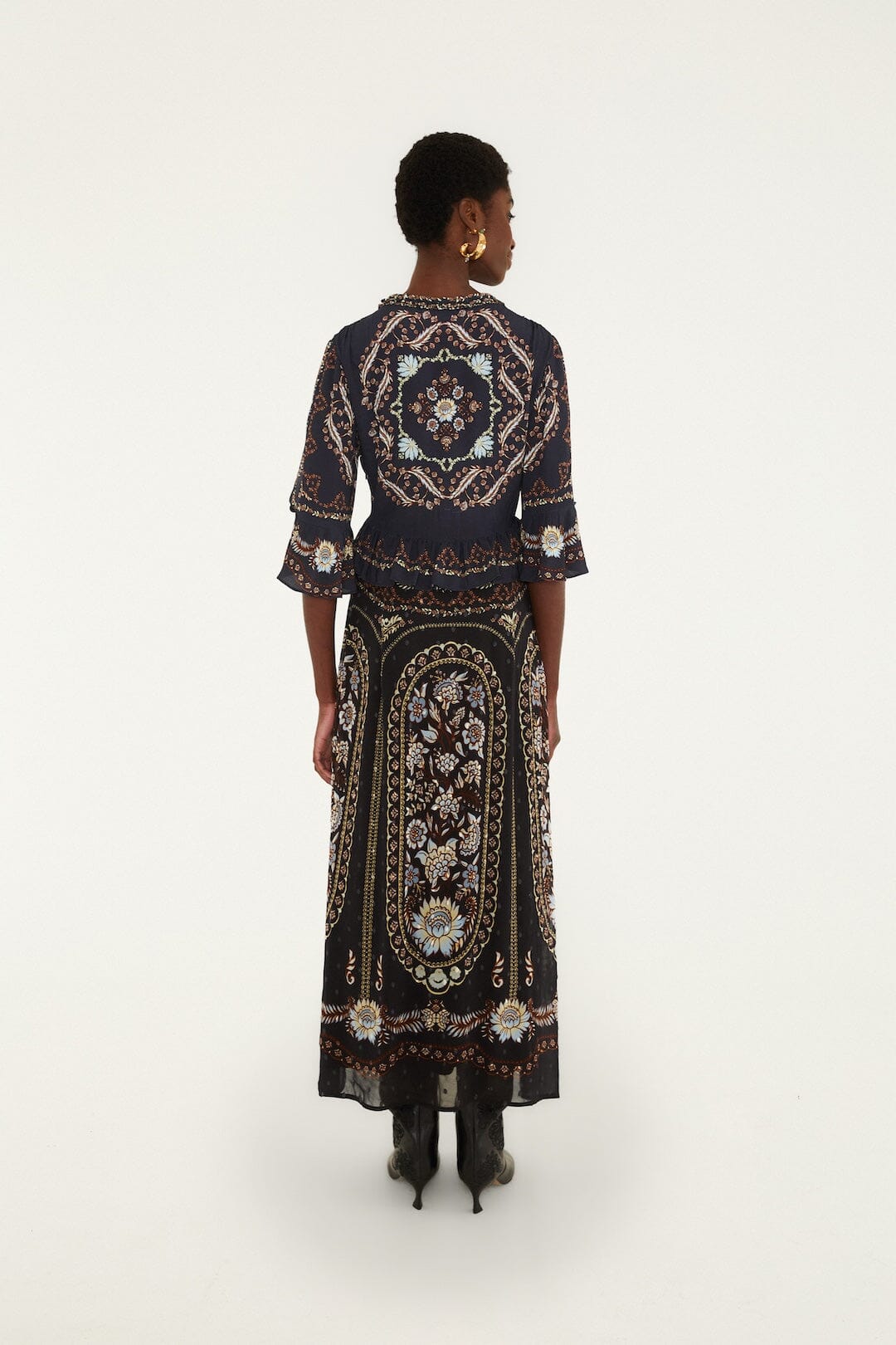FARM Rio model wearing the Daniela Black Short Sleves Maxi Dress