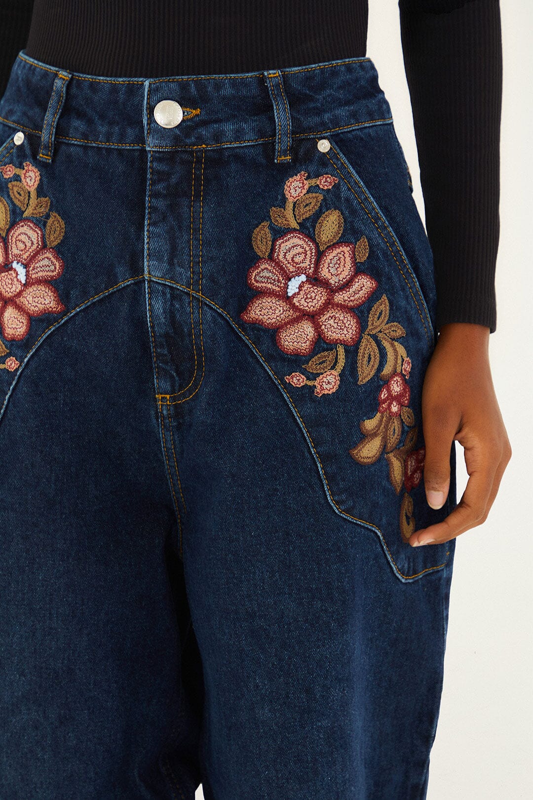 FARM Rio Denim Floral Embroidery Pants, RENATA Floral / 33 FARM Rio Denim Floral Embroidery Pants, RENATA Floral / 33