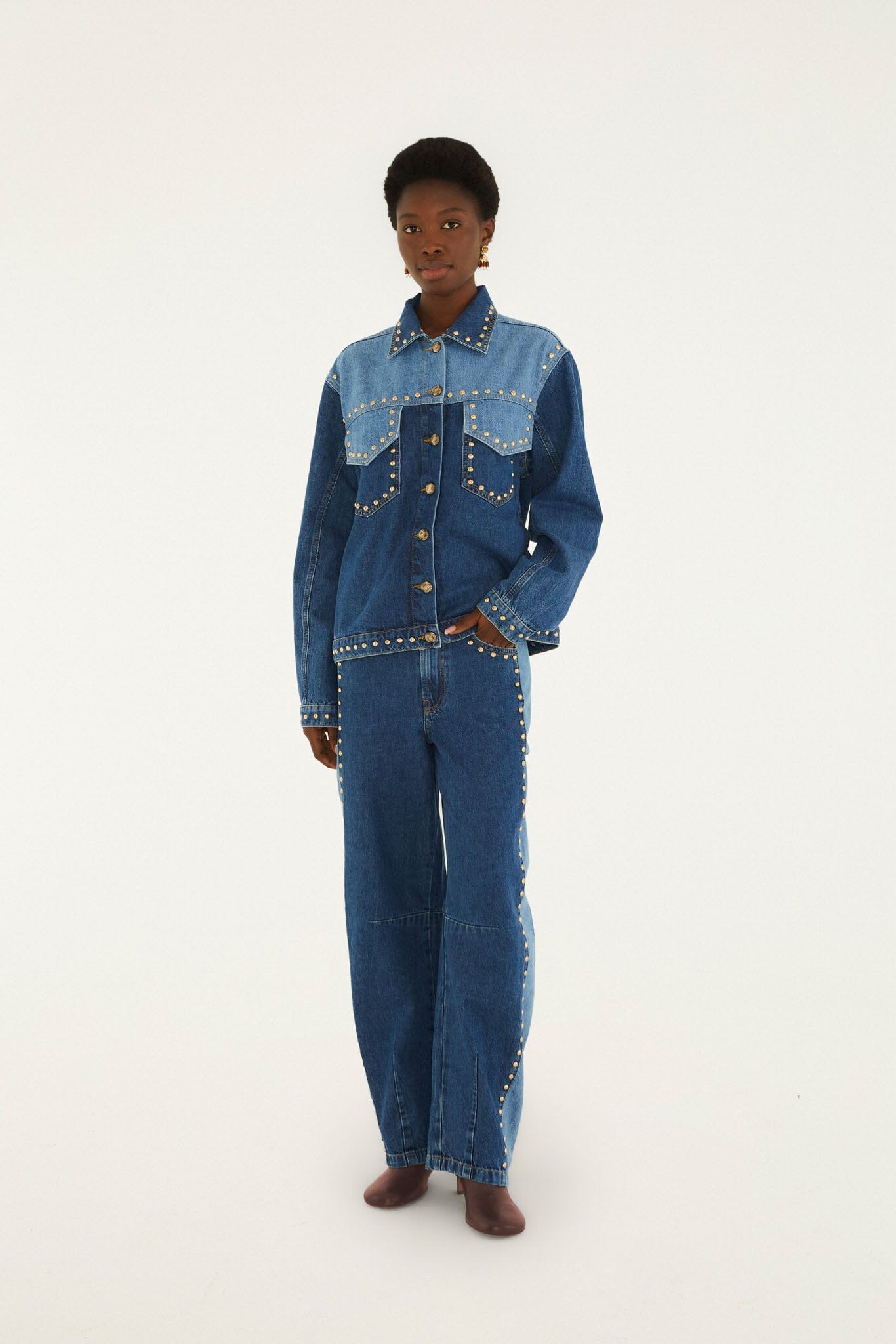 FARM Rio model wearing the Details Studs Metal Denim Pants