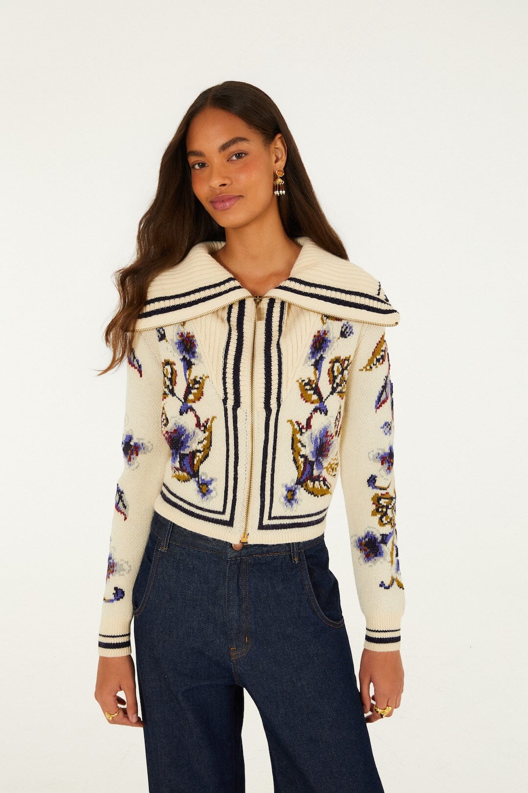FARM Rio model wearing the Golden Nature Full Zipper Knit Cardigan
