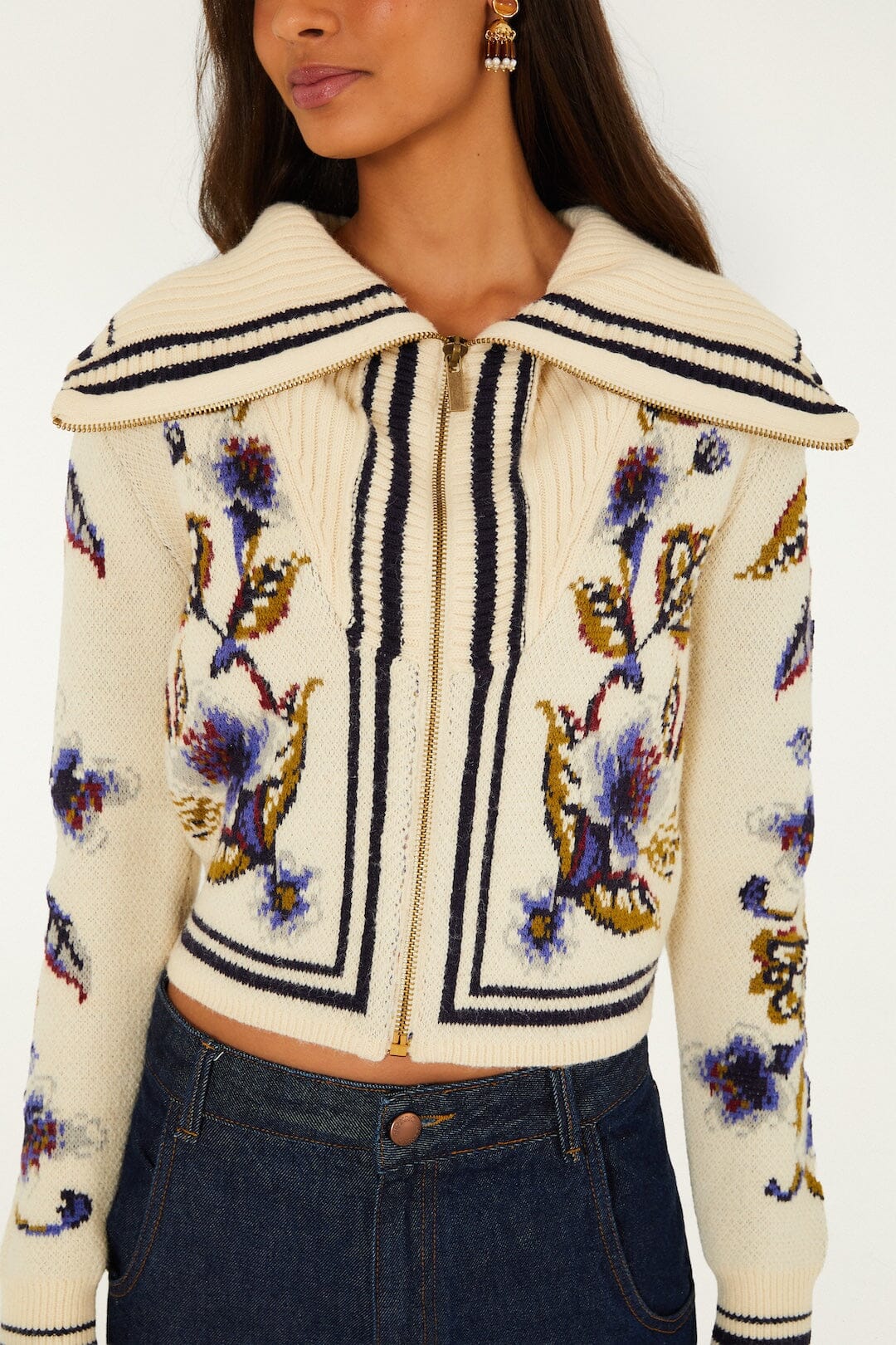 FARM Rio model wearing the Golden Nature Full Zipper Knit Cardigan