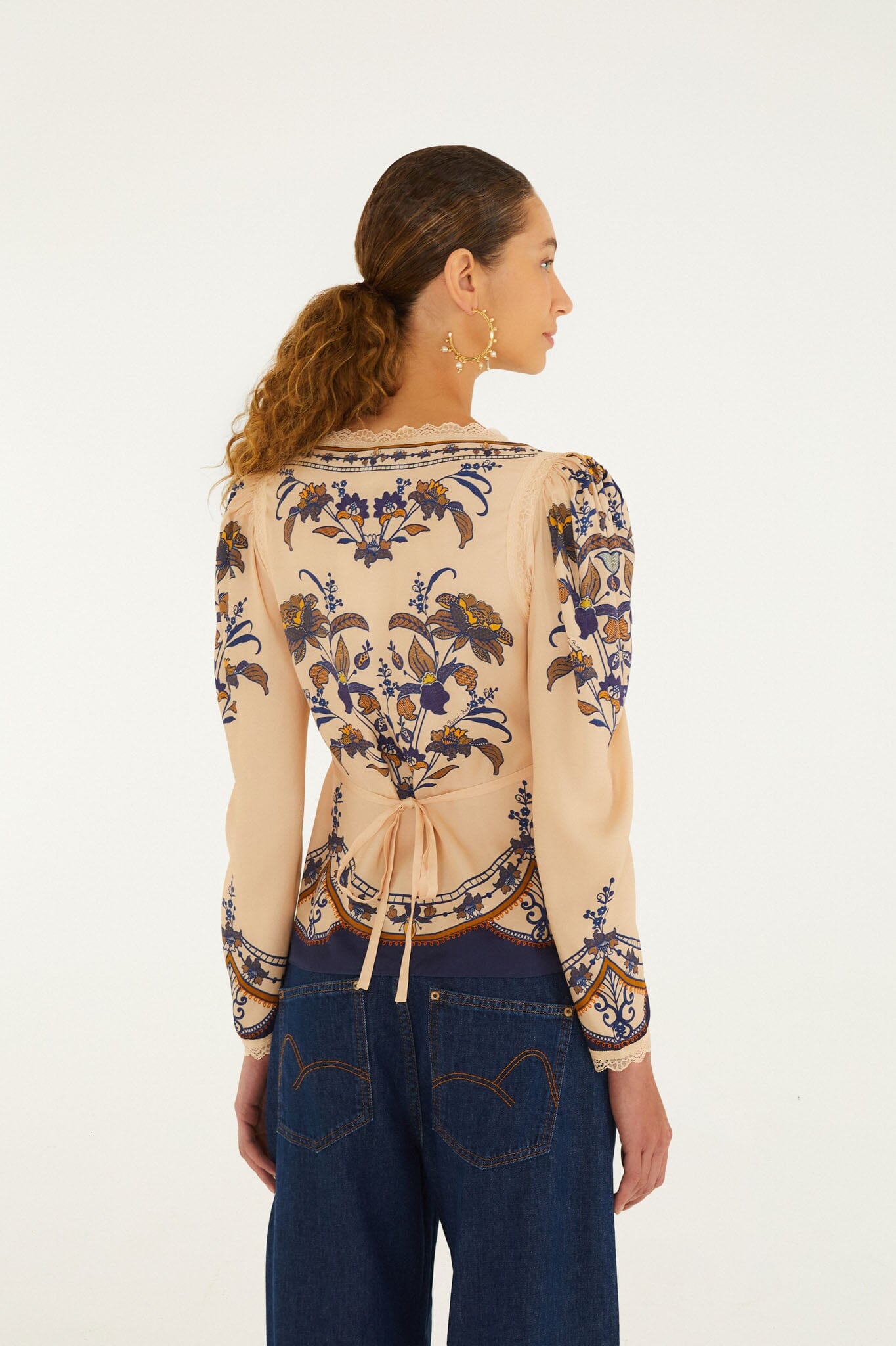 FARM Rio model wearing the Liz Lace Buttoned Blouse