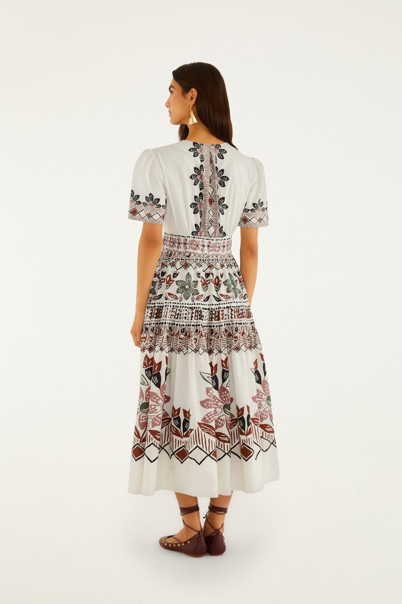FARM Rio model wearing the Off-White Ainika Rustic Flowers Short Sleeve Maxi Dress