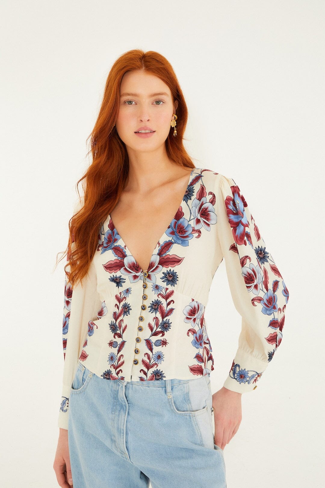 FARM Rio model wearing the Off-White Malu Winter Buttoned Long Sleeve Blouse