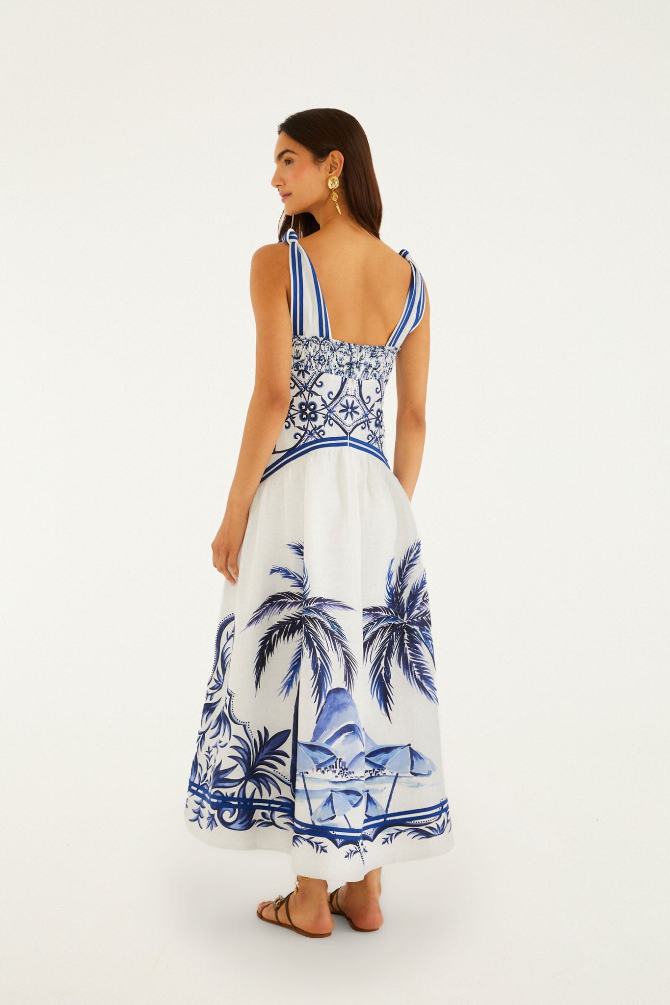 FARM Rio model wearing the Off-White Wonderful City Euroflax Premium Linen Maxi Dress