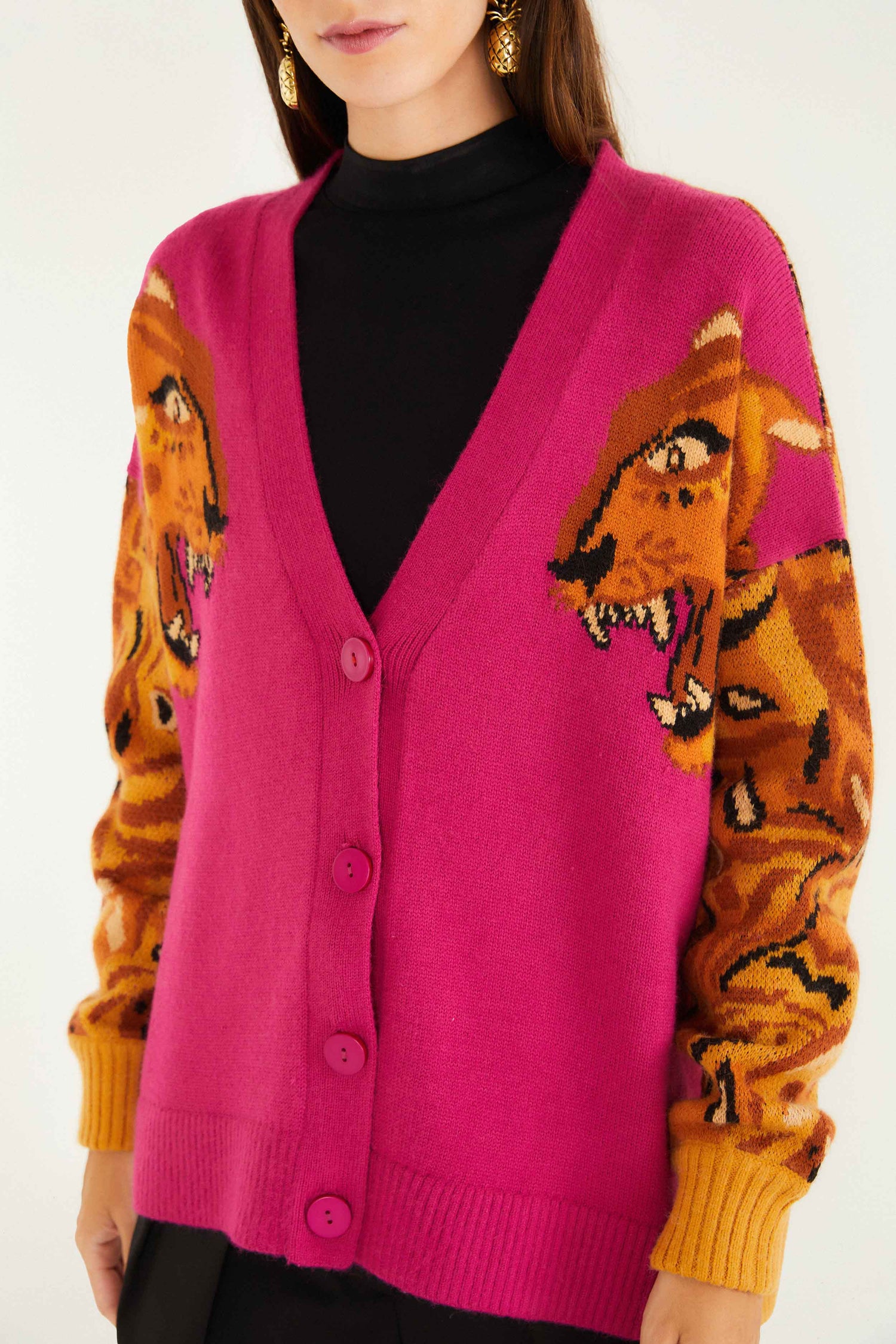Pink Bold Tiger Buttoned Knit Cardigan FARM Rio