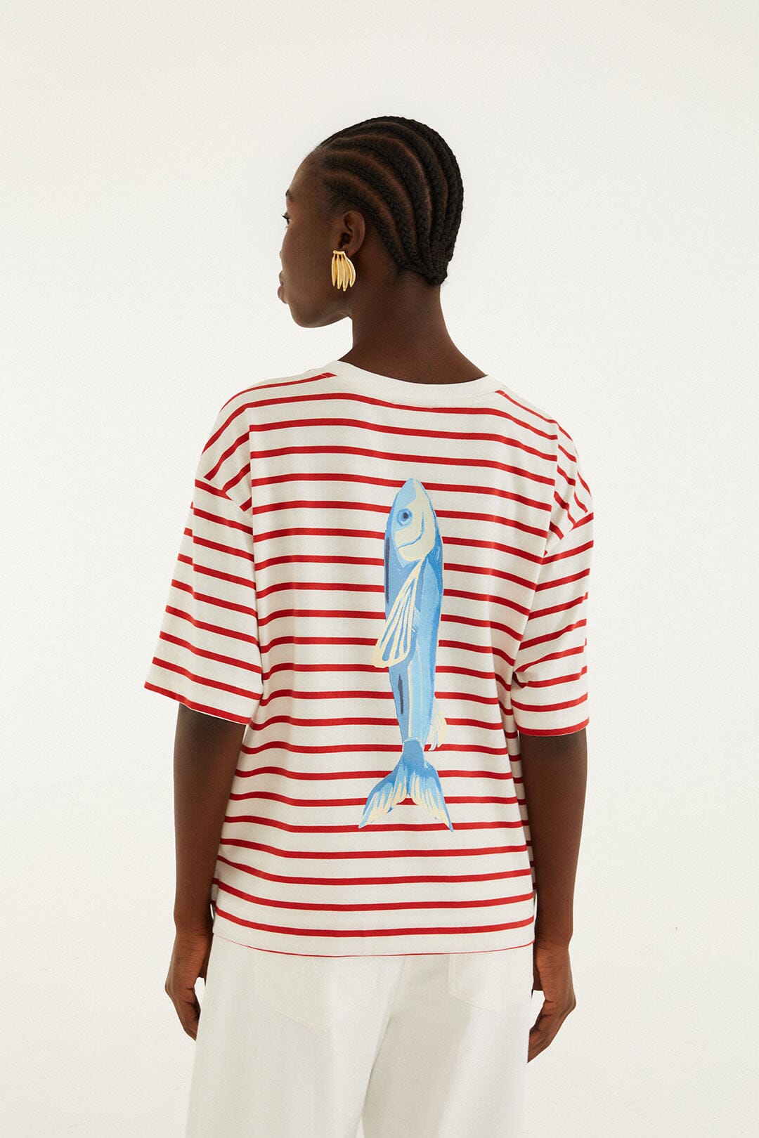 FARM Rio model wearing the Red Summer In The Tropics Stripes T-Shirt